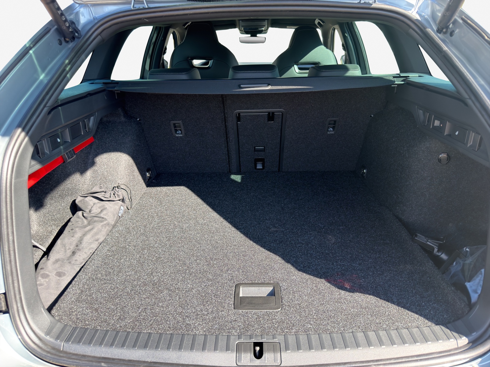 SKODA Octavia Combi 1.5 TSI mHEV DSG Sport Line-image-12