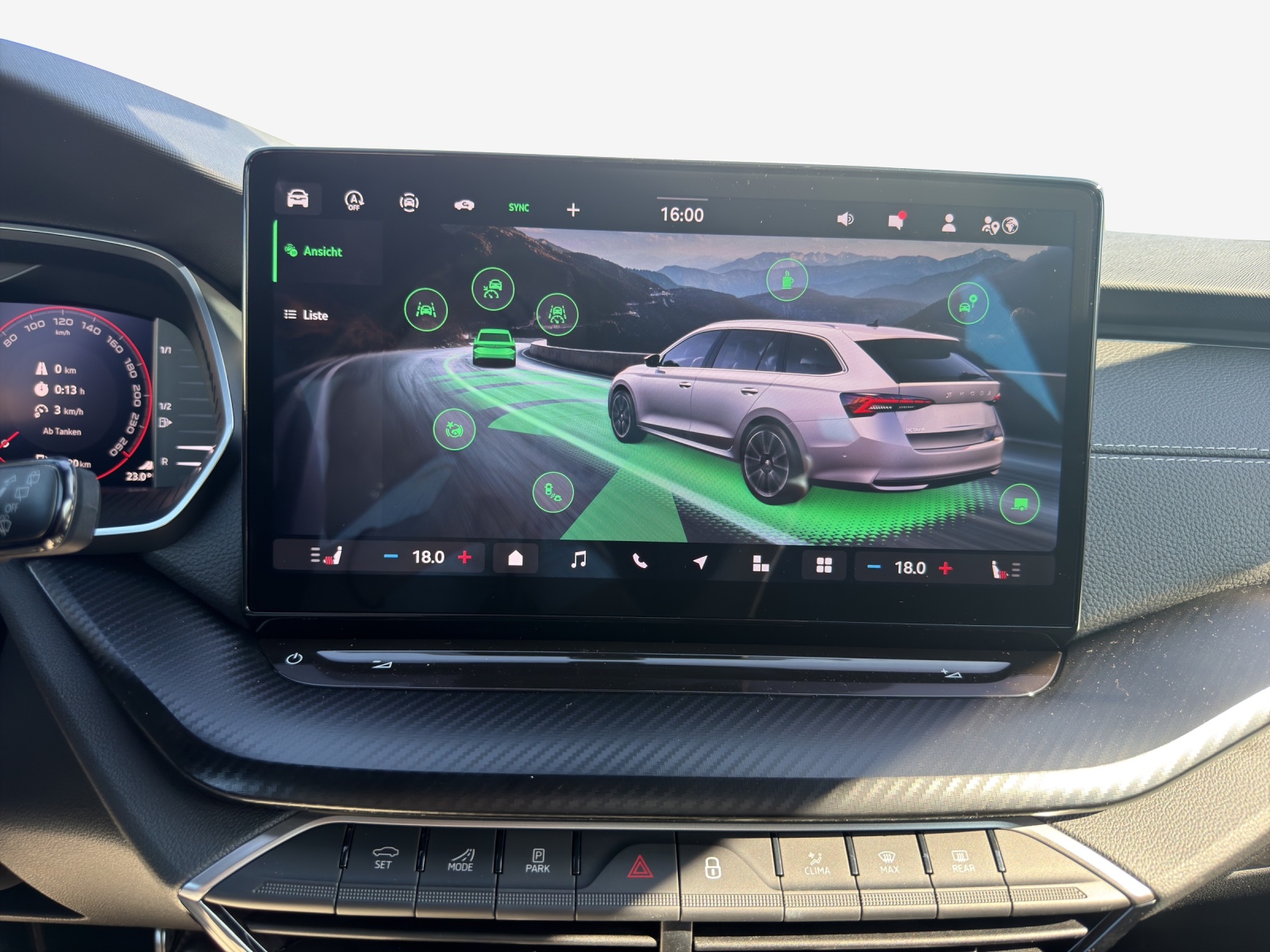 SKODA Octavia Combi 1.5 TSI mHEV DSG Sport Line-image-14