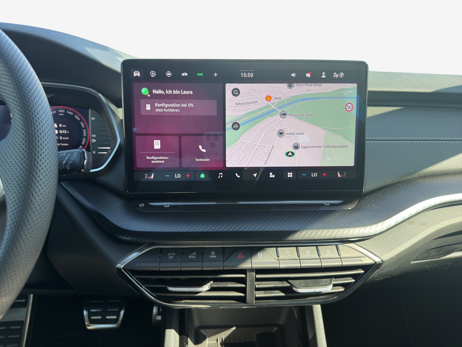 SKODA Octavia Combi 1.5 TSI mHEV DSG Sport Line-image-10