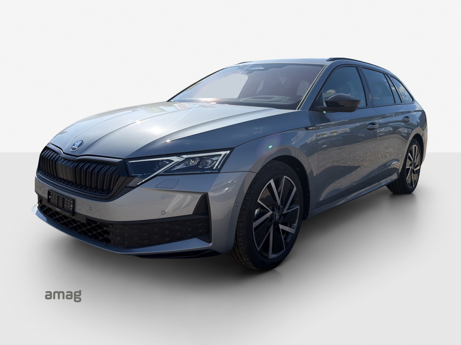 SKODA Octavia Combi 1.5 TSI mHEV DSG Sport Line-image-0