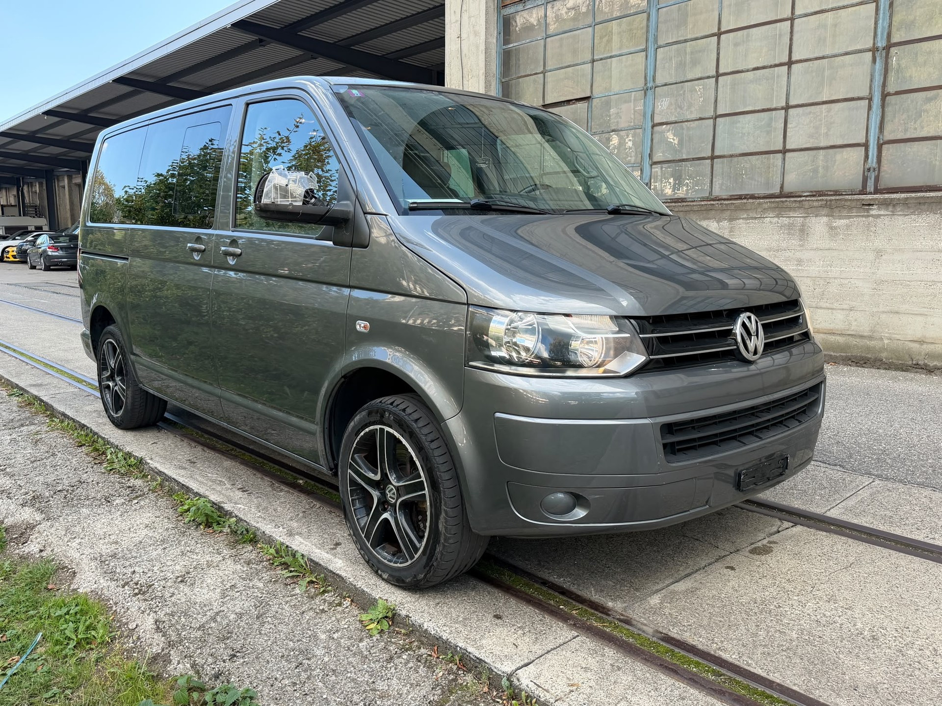 VW T5 Multivan 2.0 Bi-TDI CR Highline 4Motion DSG-image-3