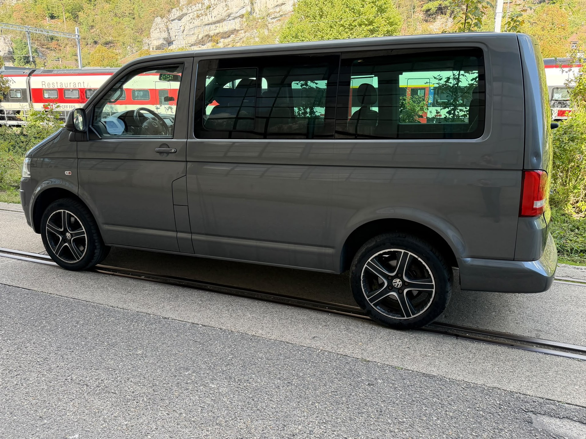 VW T5 Multivan 2.0 Bi-TDI CR Highline 4Motion DSG-image-2