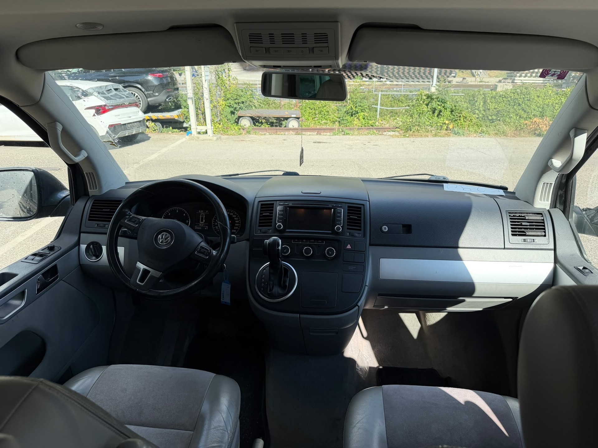 VW T5 Multivan 2.0 Bi-TDI CR Highline 4Motion DSG-image-7
