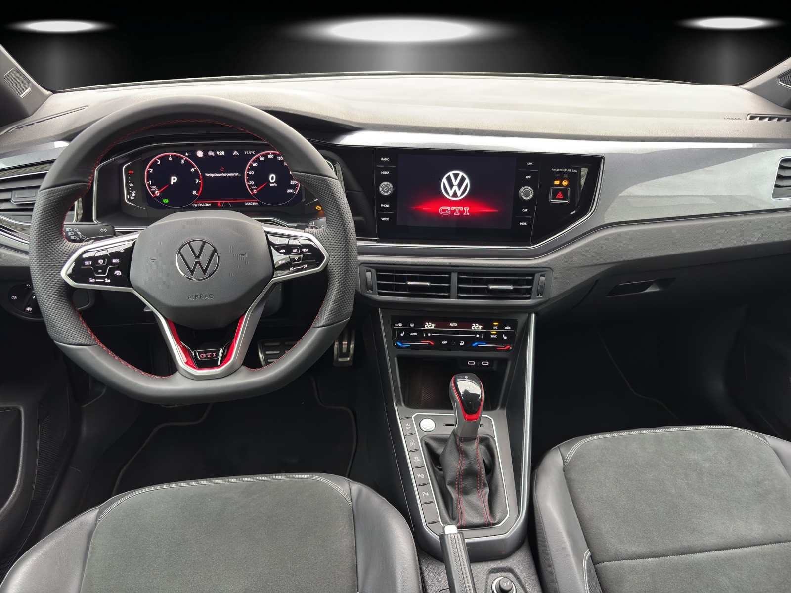 VW Polo 2.0 TSI GTI DSG-image-10