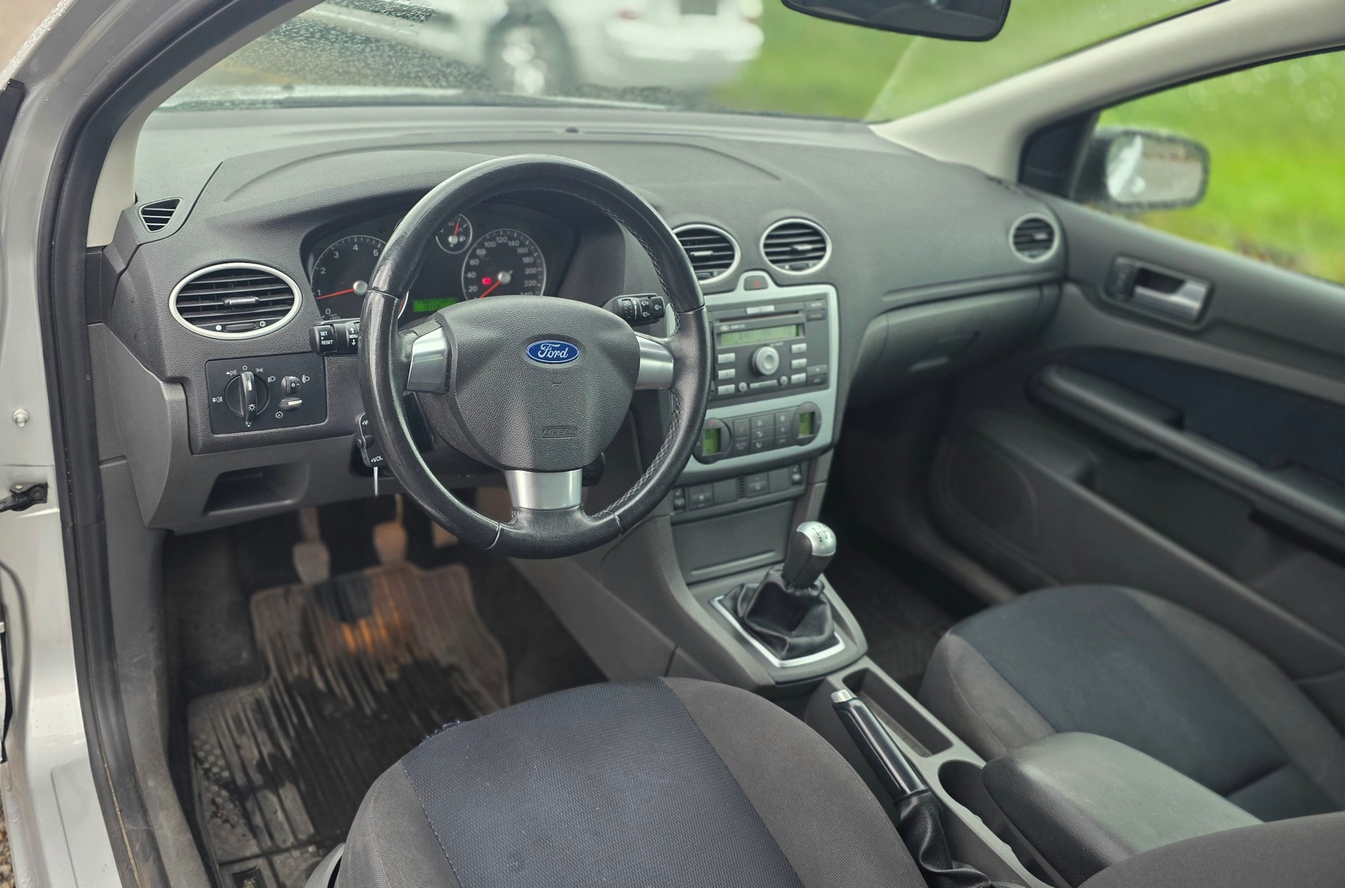 FORD Focus 1.6i VCT Trend-image-5