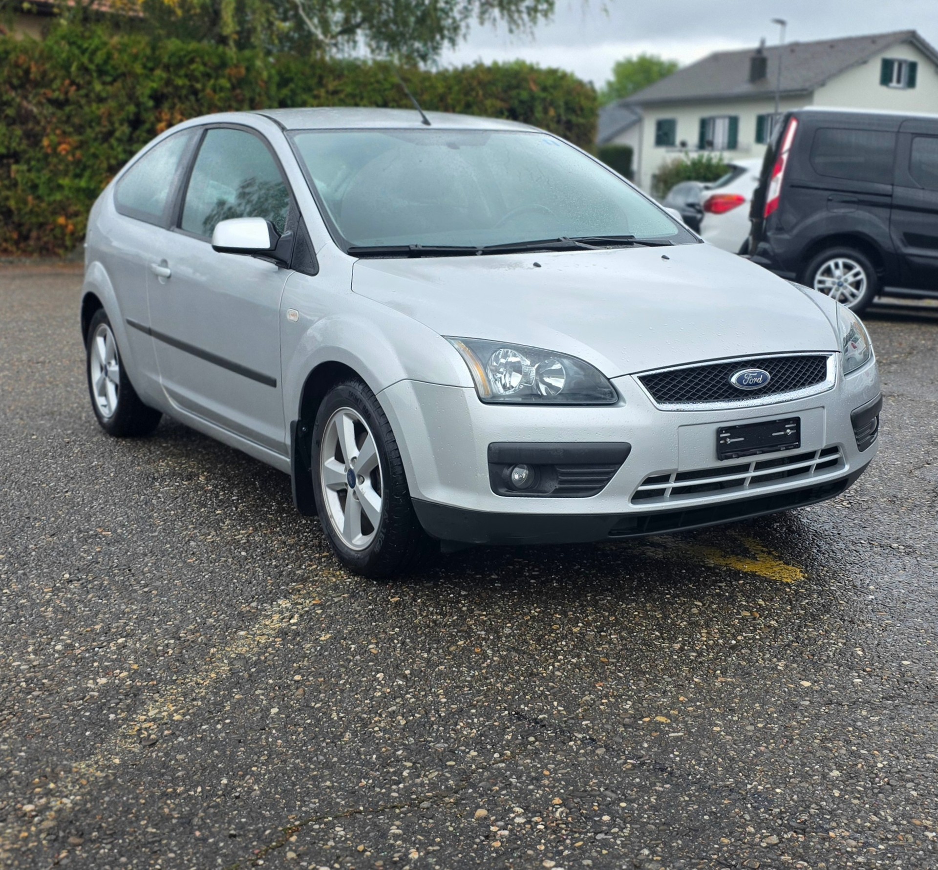 FORD Focus 1.6i VCT Trend-image-1