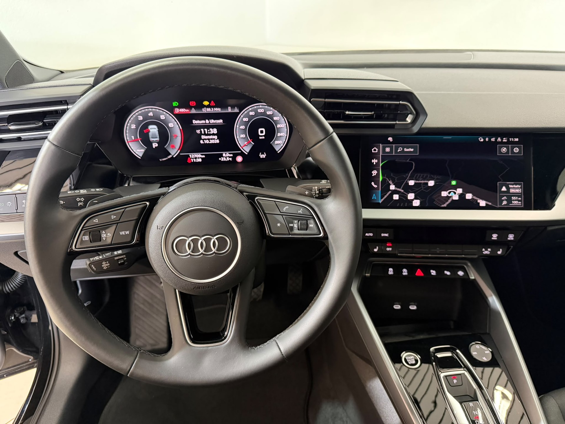 AUDI A3 Limousine TFSI 110 kW advanced S tronic-image-8