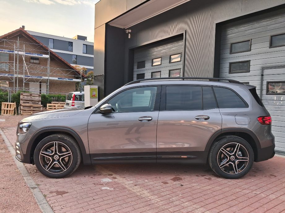 MERCEDES-BENZ GLB 220 d 4Matic 8G-Tronic AMG Line-image-2