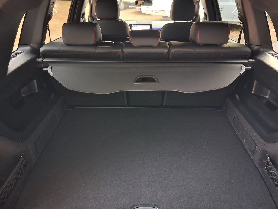 MERCEDES-BENZ GLB 220 d 4Matic 8G-Tronic AMG Line-image-14