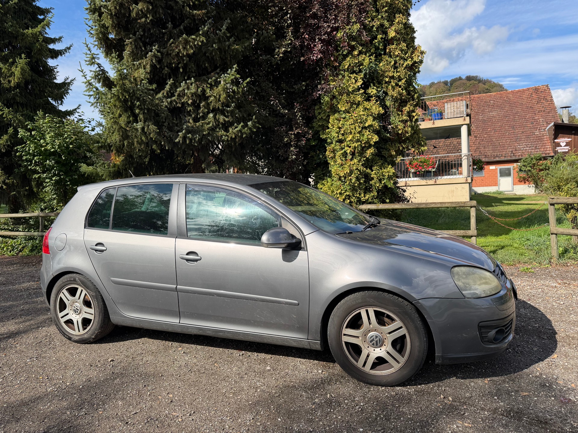 VW Golf 1.4 TSI GT Sport DSG-image-2