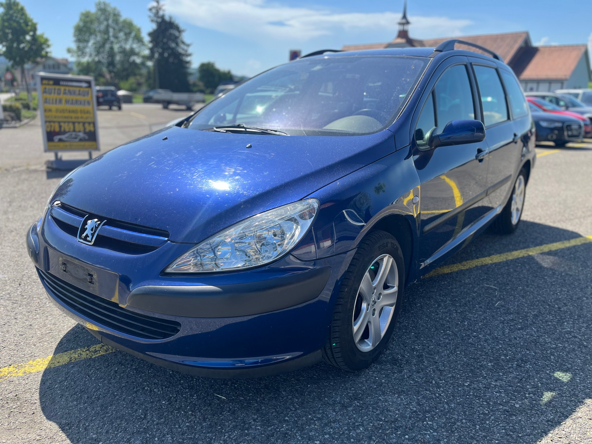 PEUGEOT Kombi Diesel KM:160.000 mit Klimaanlage tronic-image-2