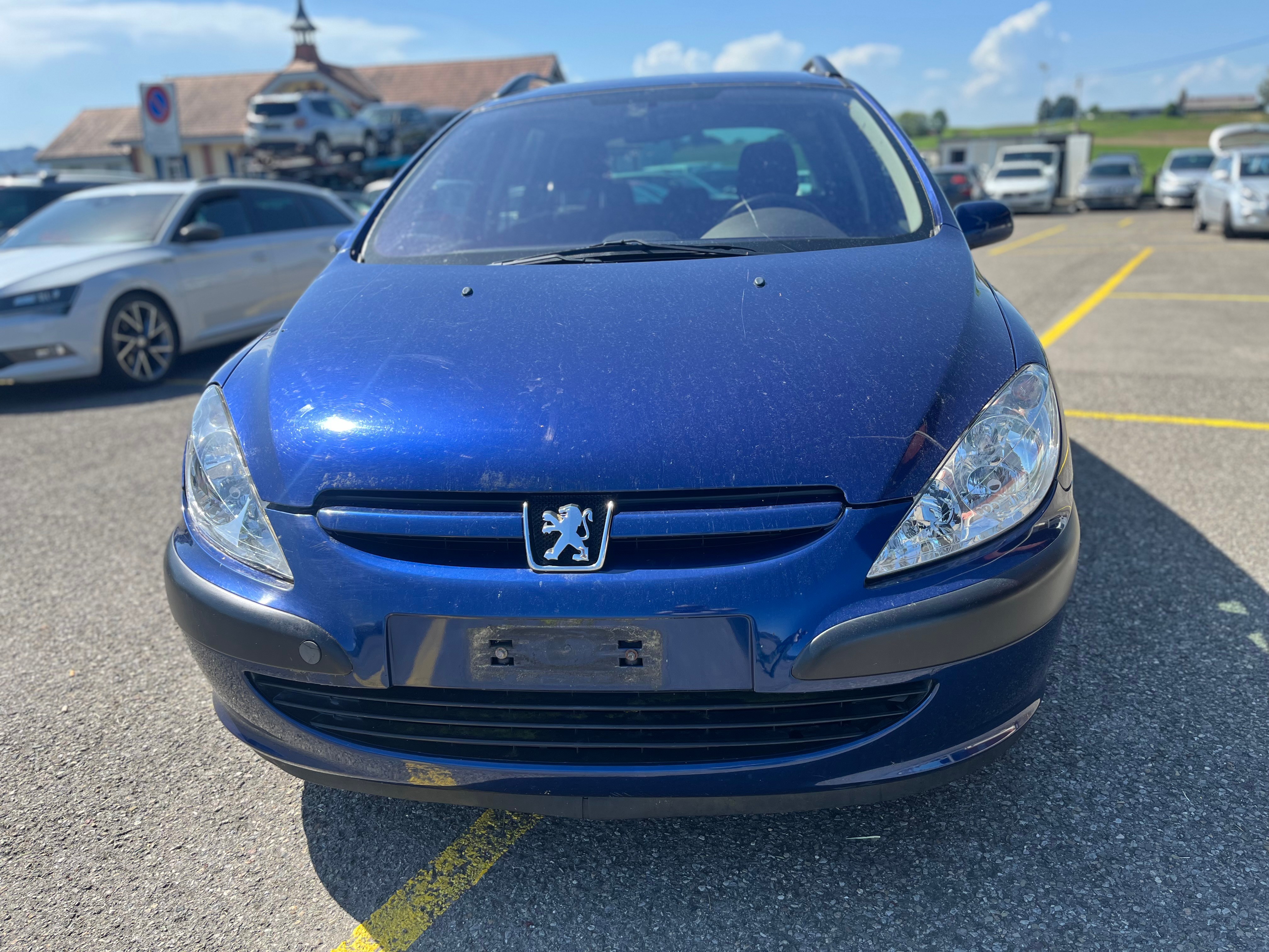 Car photo