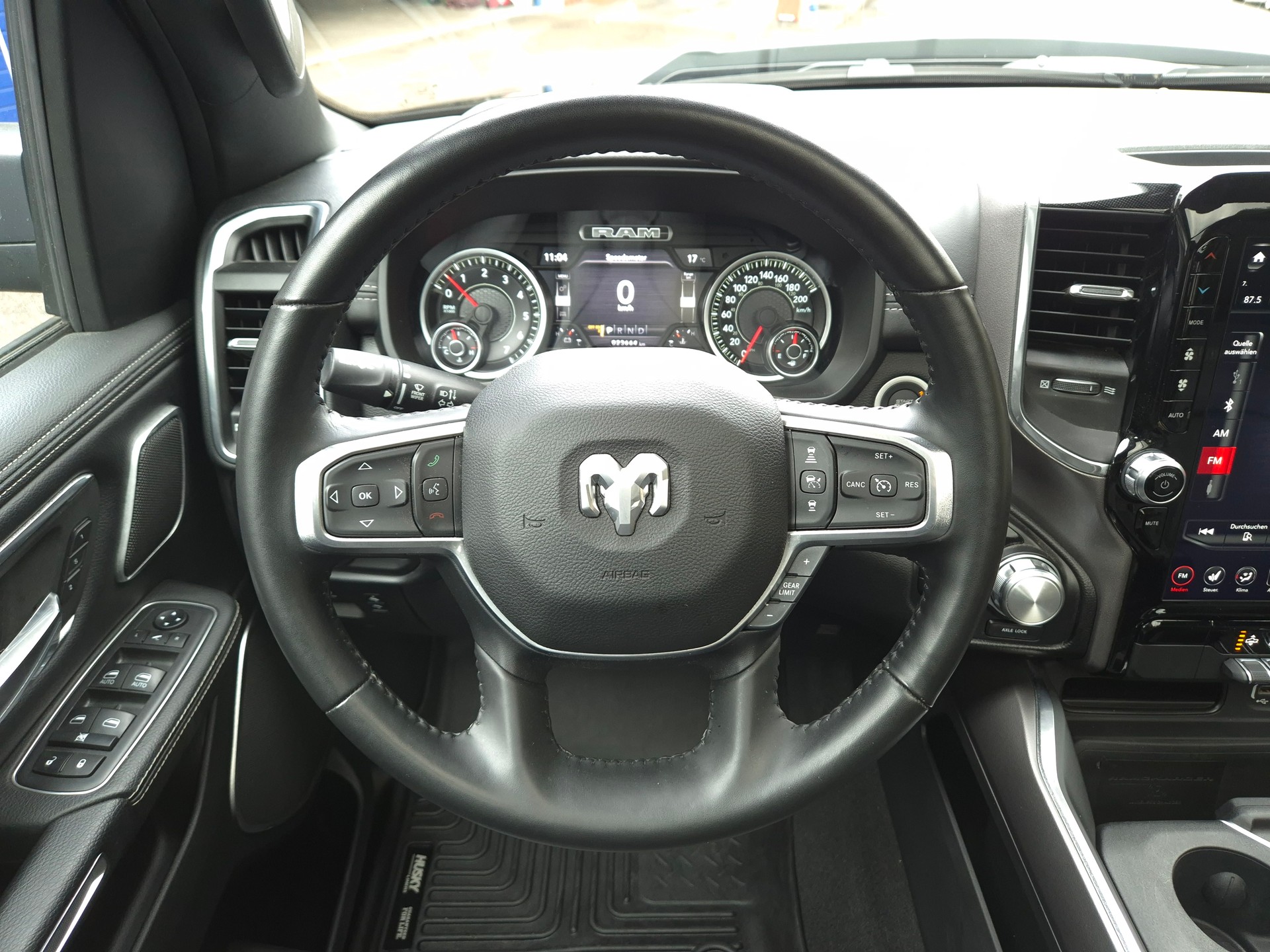 DODGE Ram 1500 Laramie 5.7l V8-image-21