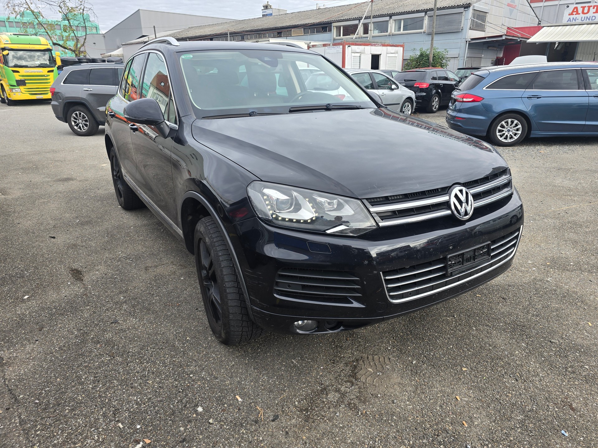 VW Touareg 3.0 TDI BlueMotion Technology Tiptronic-image-1