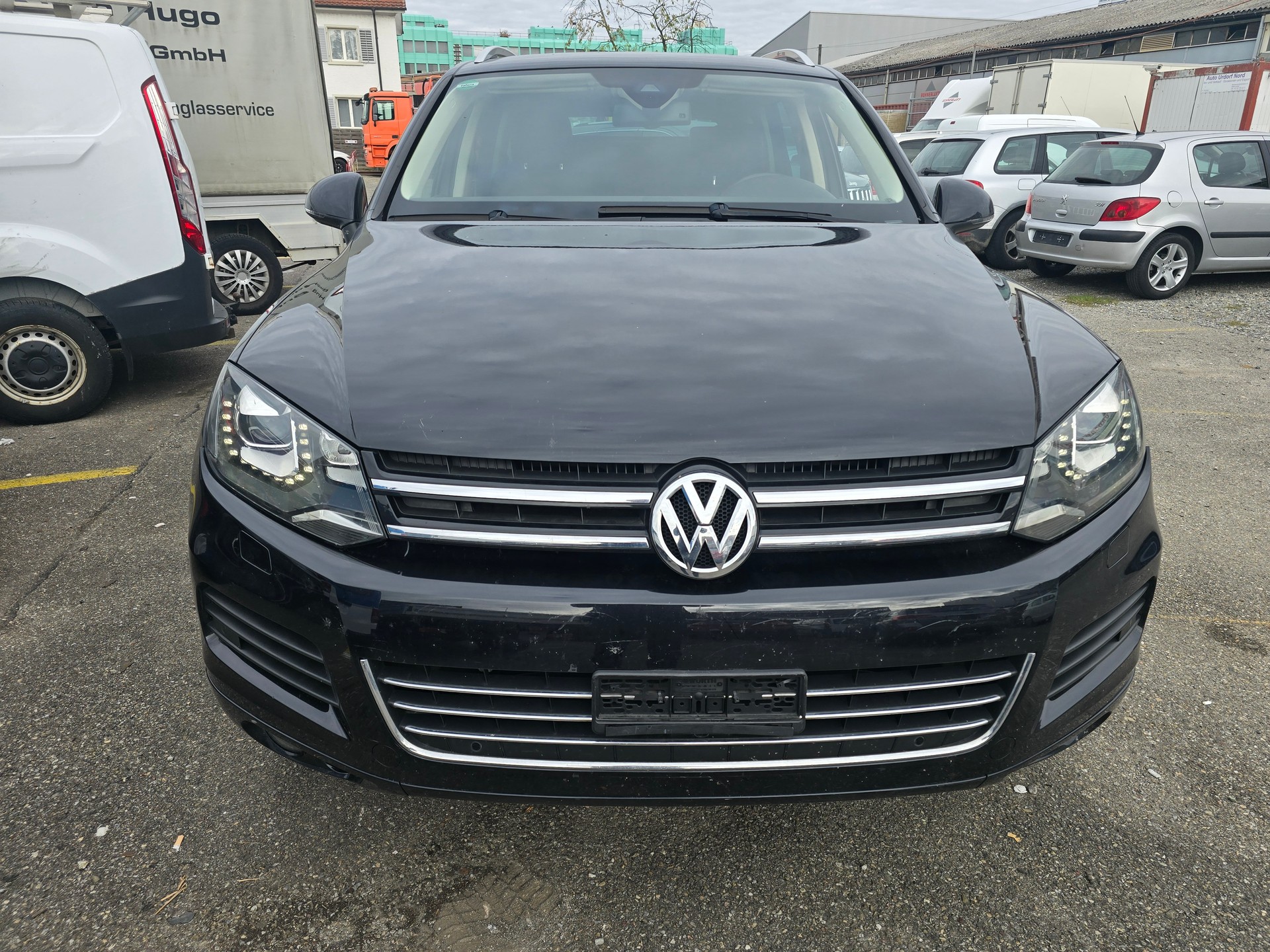 VW Touareg 3.0 TDI BlueMotion Technology Tiptronic-image-0
