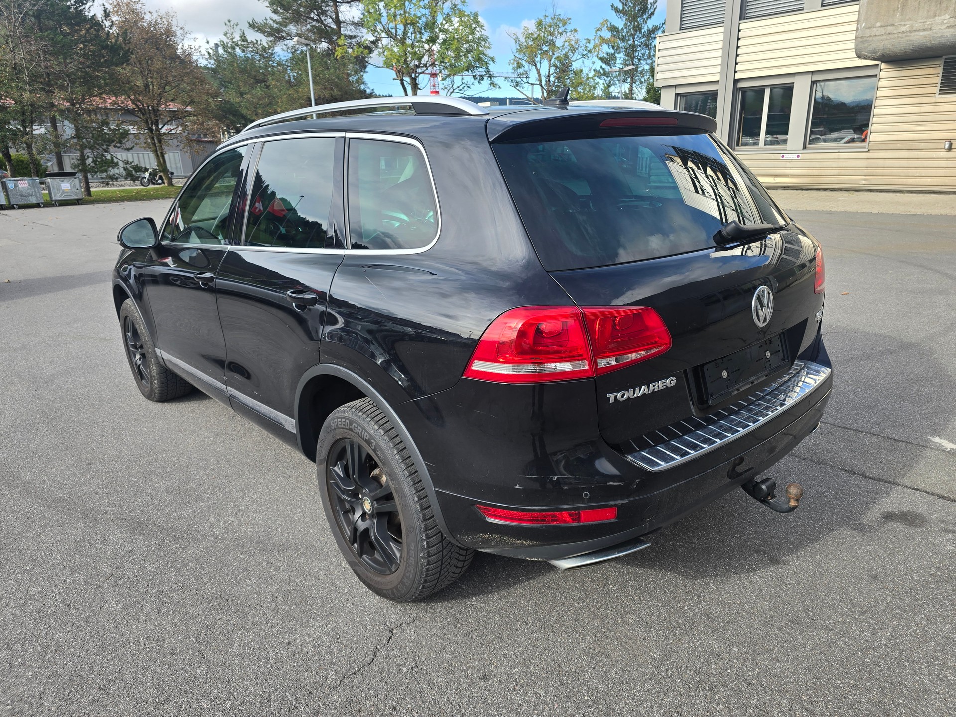 VW Touareg 3.0 TDI BlueMotion Technology Tiptronic-image-5