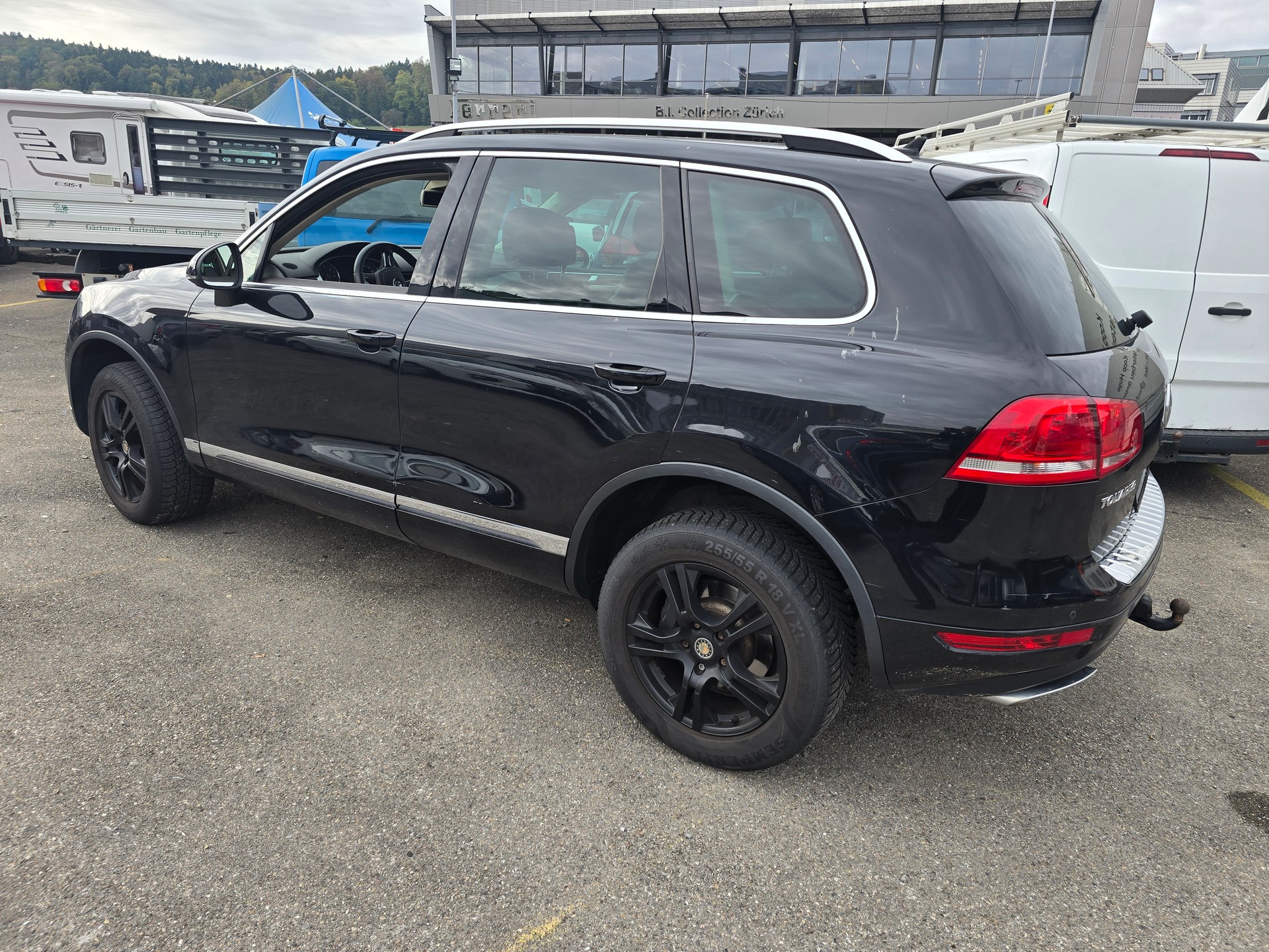 VW Touareg 3.0 TDI BlueMotion Technology Tiptronic-image-5