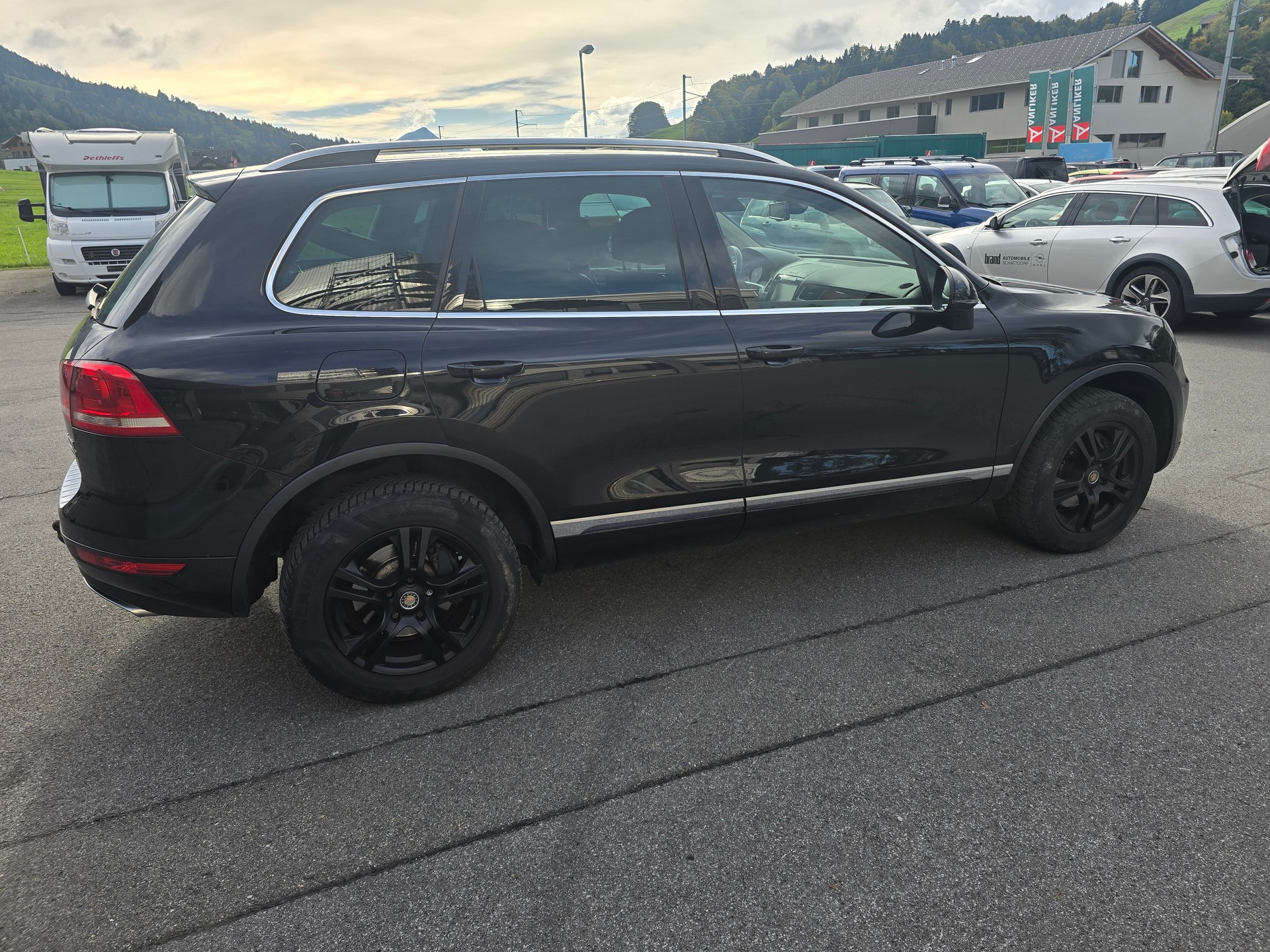 VW Touareg 3.0 TDI BlueMotion Technology Tiptronic-image-6
