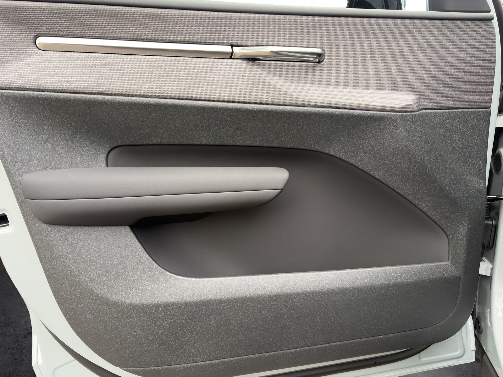 VOLVO EX30 P8 Ultra XCENTRIC Black Edition AWD-image-14