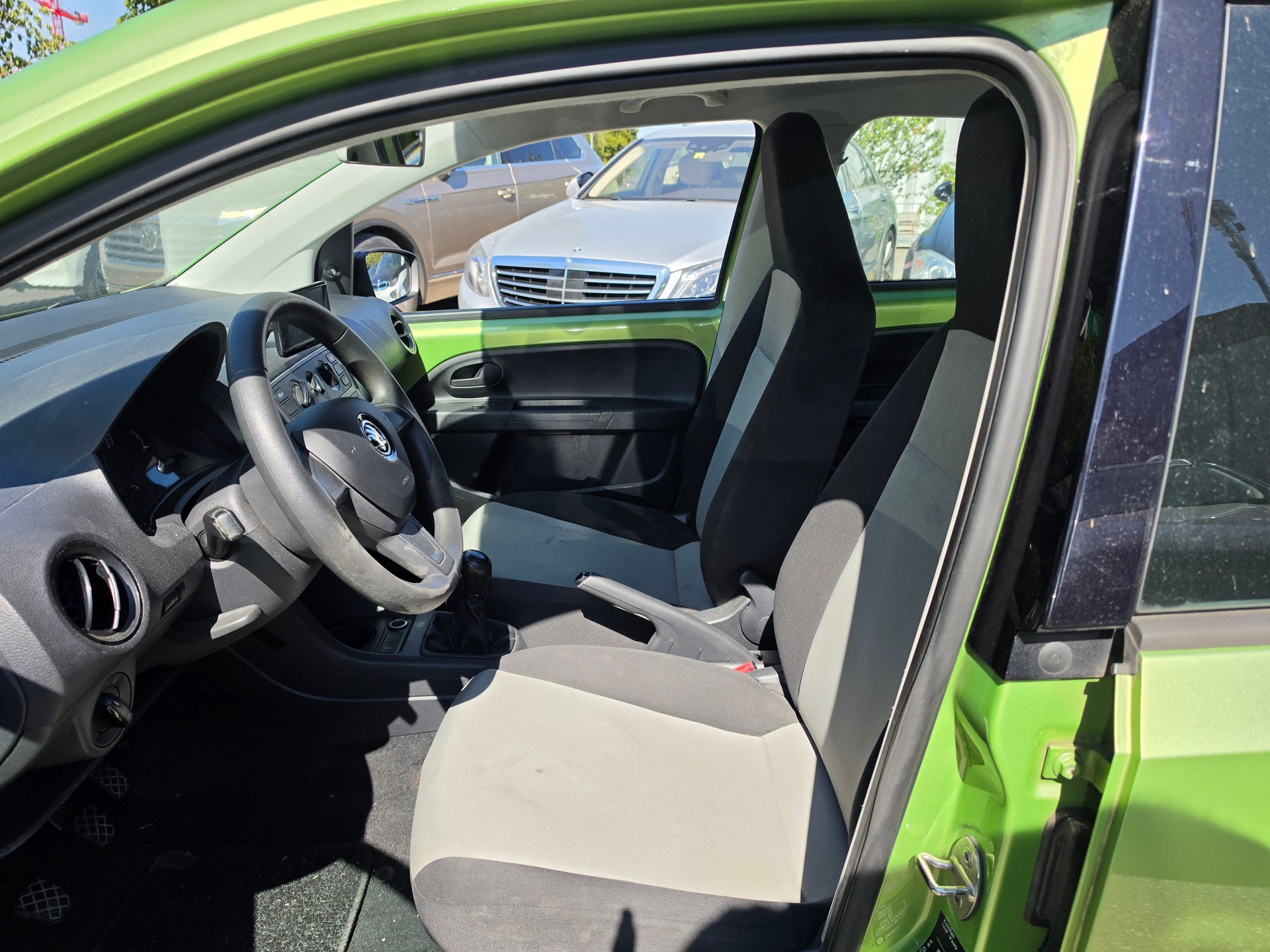 SKODA Citigo 1.0 G-tec Active-image-9