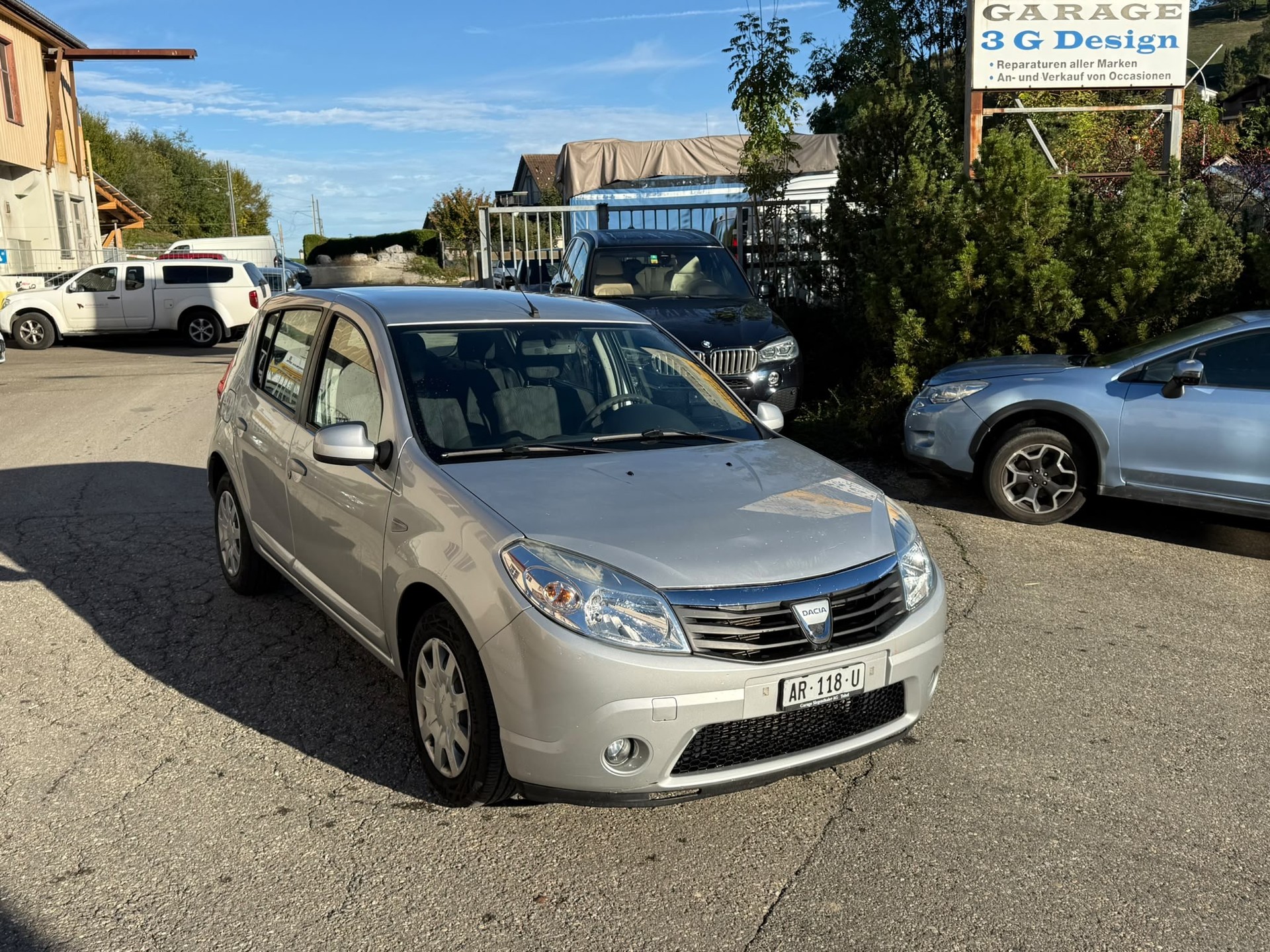 DACIA Sandero 1.6 Lauréate-image-1