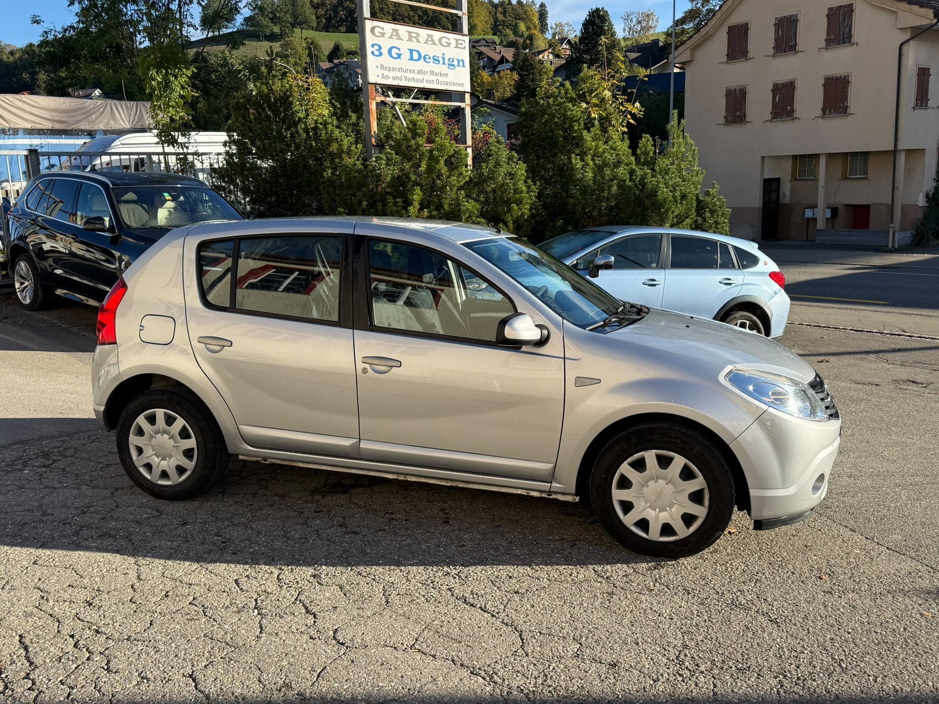 DACIA Sandero 1.6 Lauréate-image-3