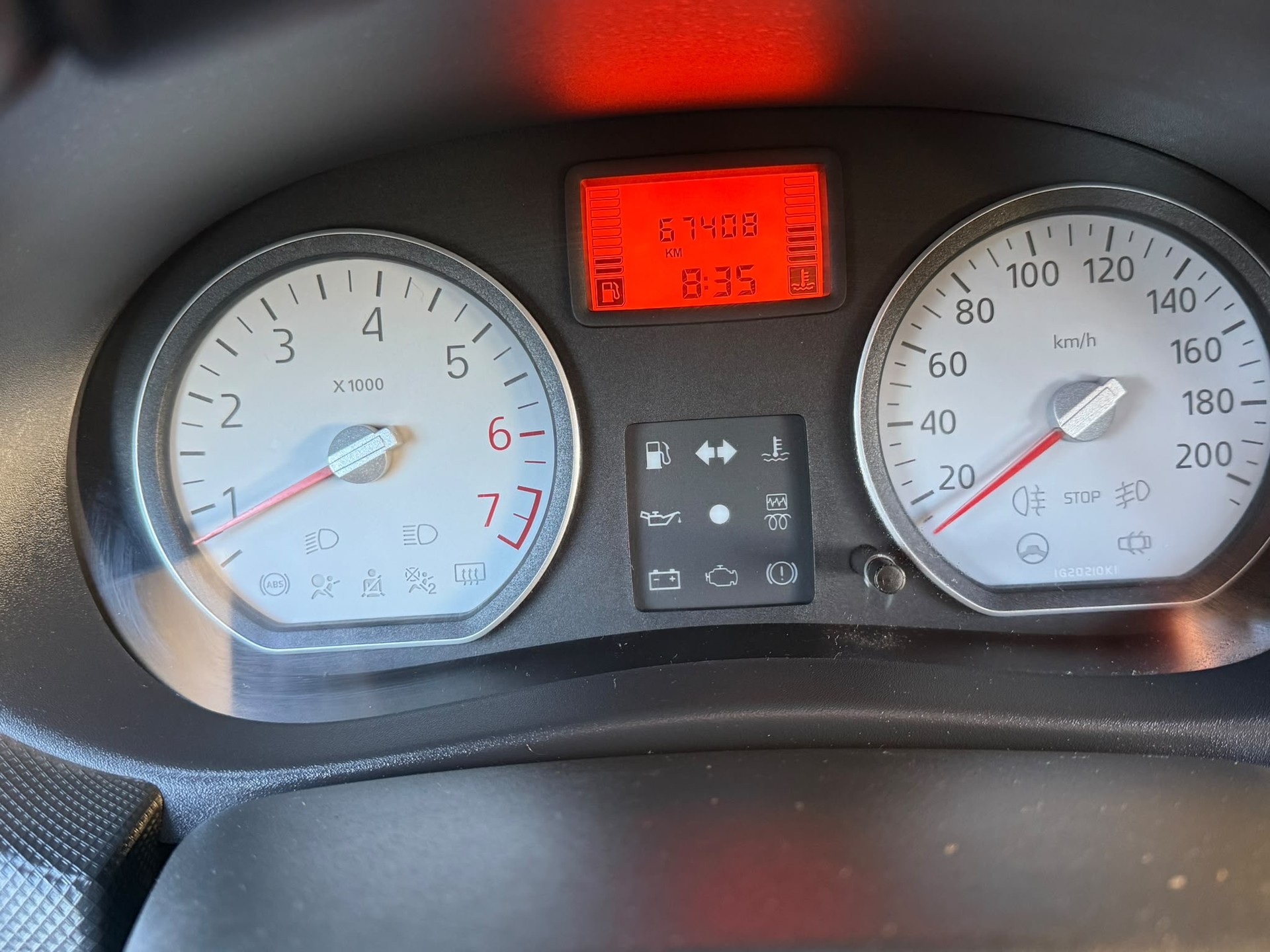DACIA Sandero 1.6 Lauréate-image-12