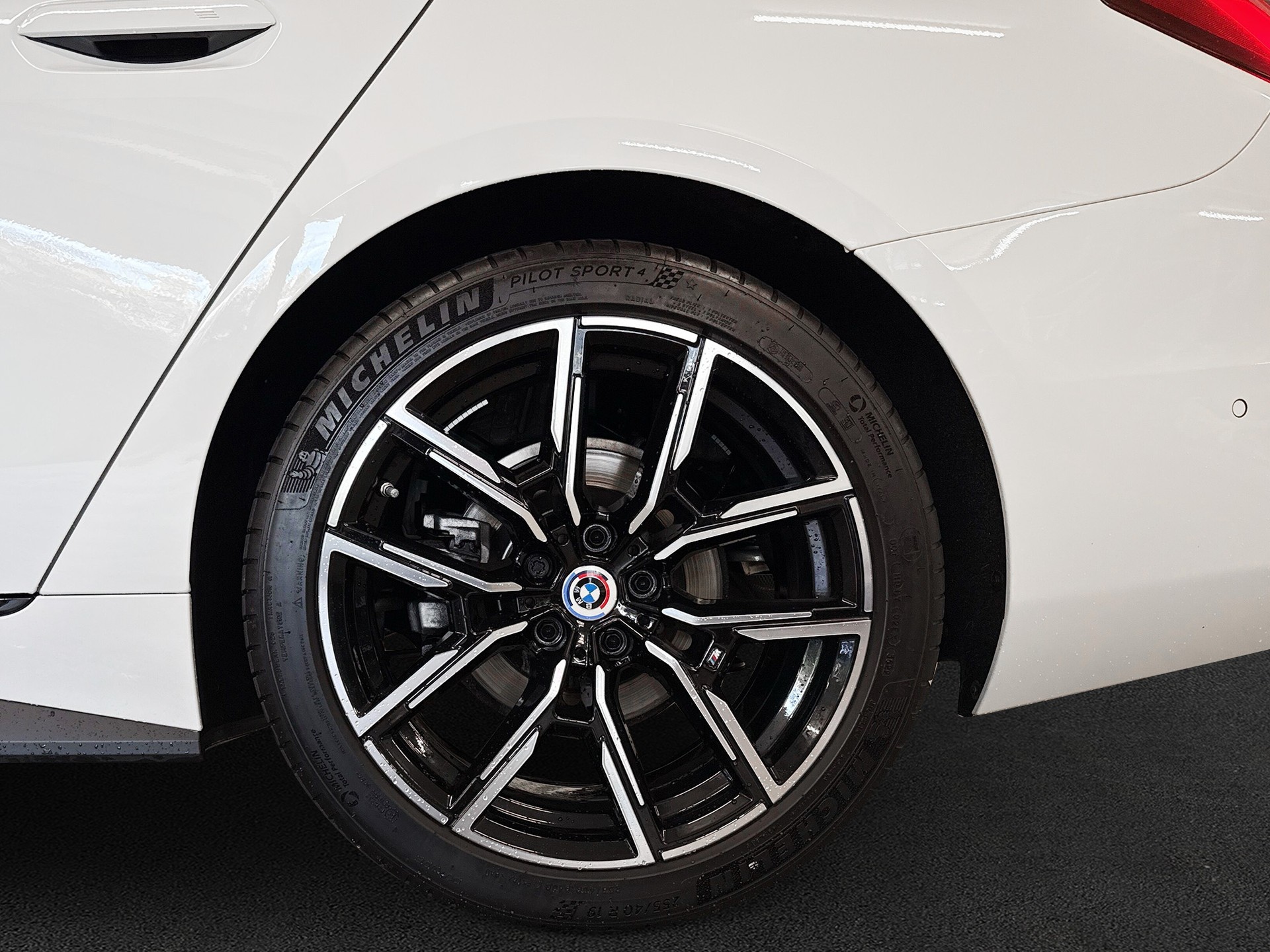 BMW 420d xDrive 48V Gran Coupé M Sport Steptronic-image-8