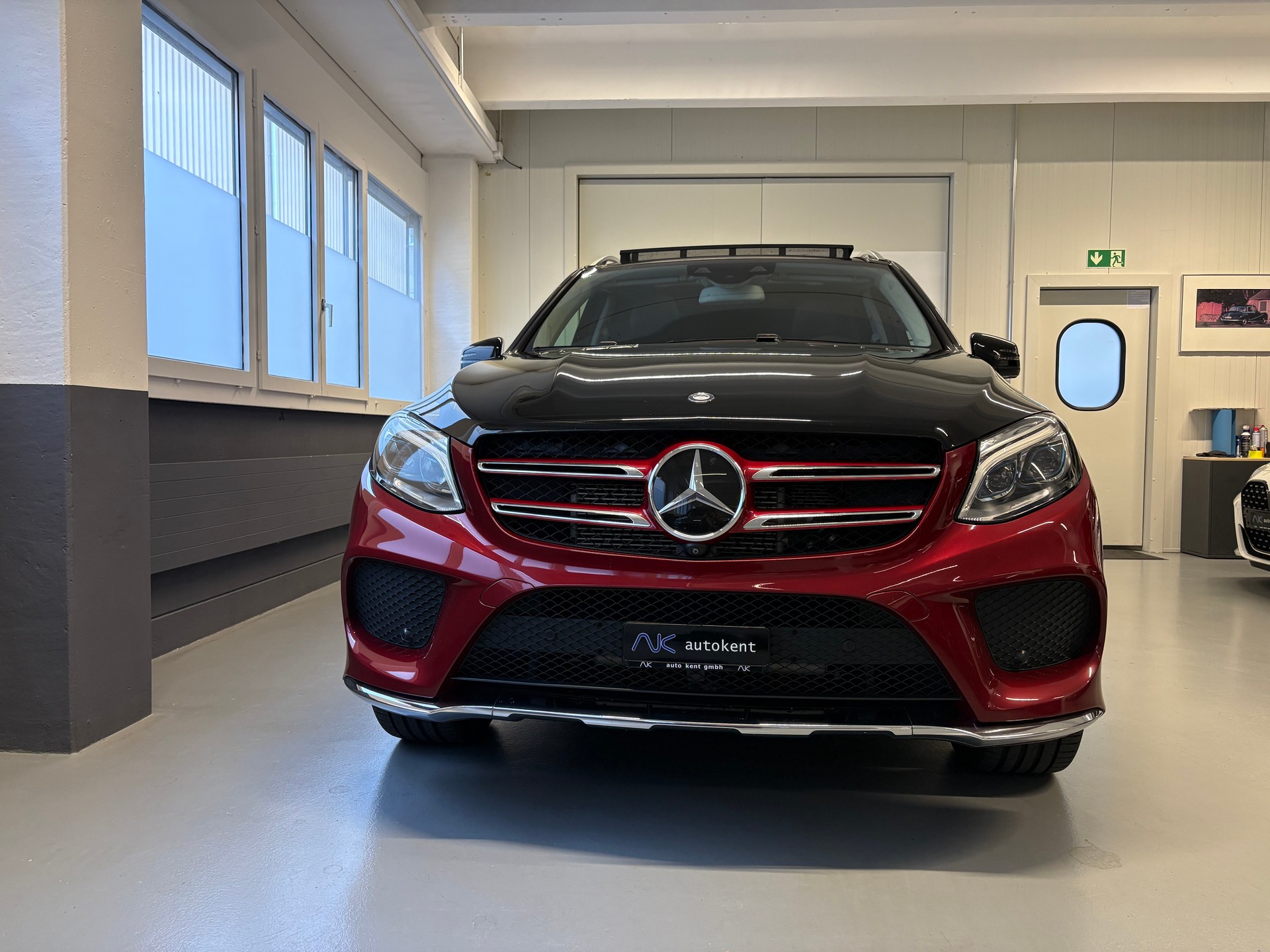 MERCEDES-BENZ GLE 500 e 4Matic AMG Line 7G-Tronic-image-1