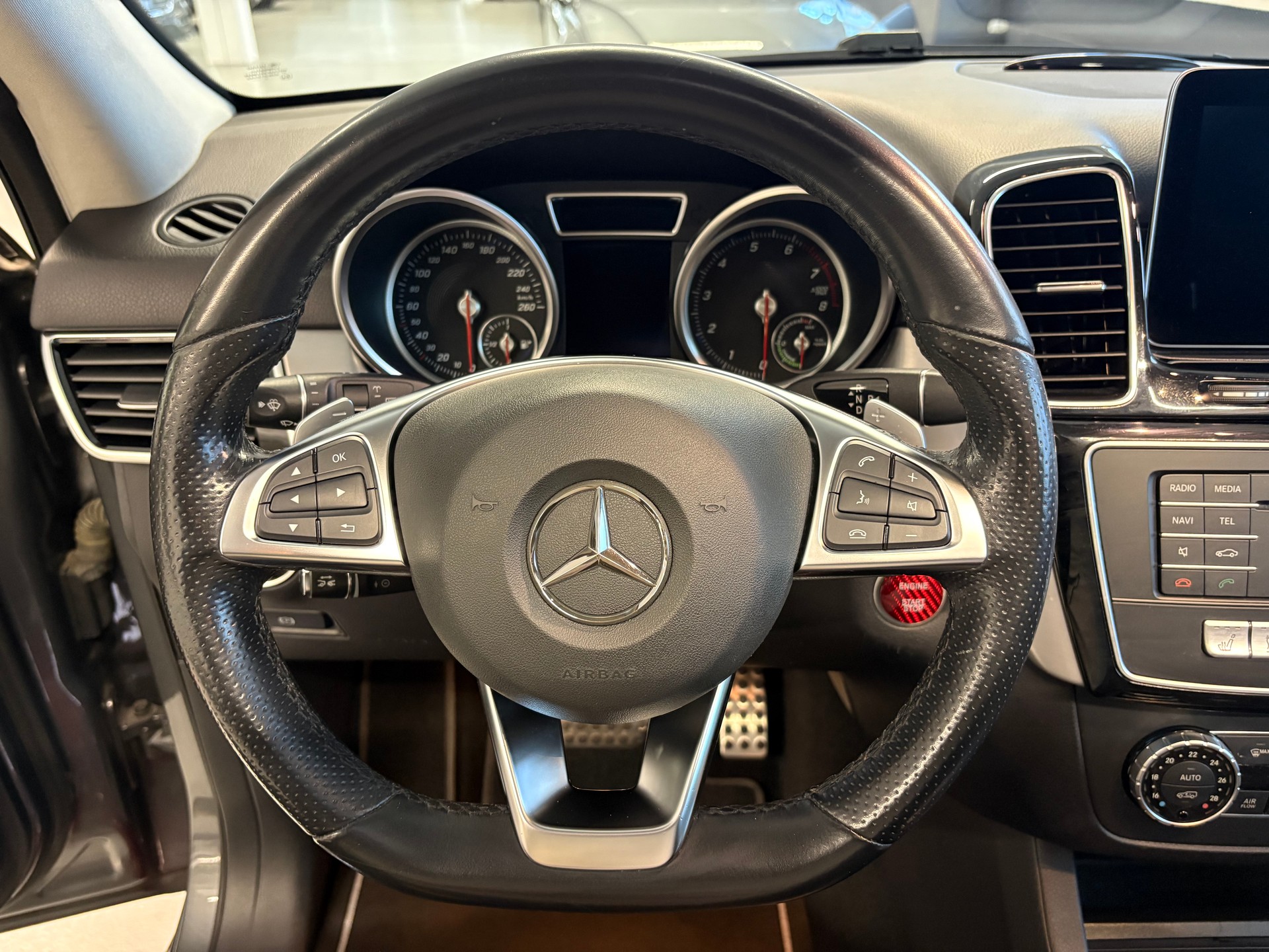 MERCEDES-BENZ GLE 500 e 4Matic AMG Line 7G-Tronic-image-9