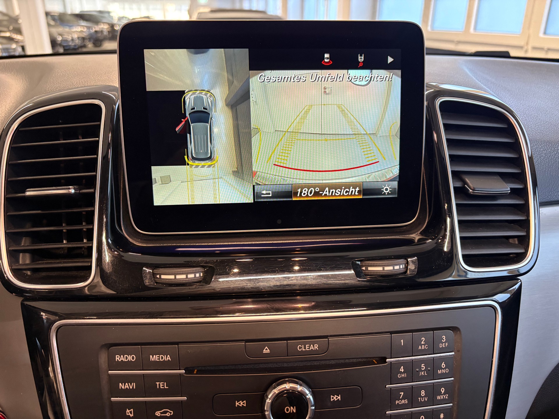 MERCEDES-BENZ GLE 500 e 4Matic AMG Line 7G-Tronic-image-10