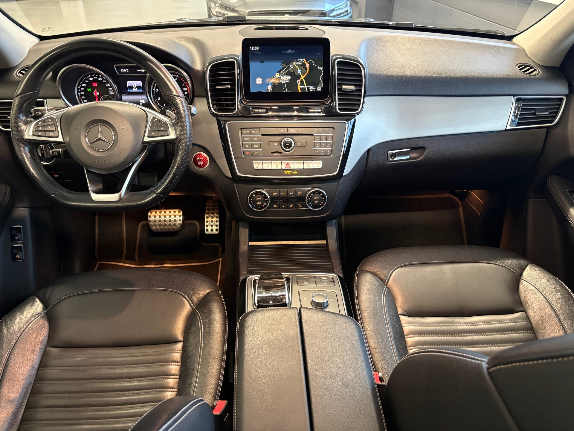 MERCEDES-BENZ GLE 500 e 4Matic AMG Line 7G-Tronic-image-8