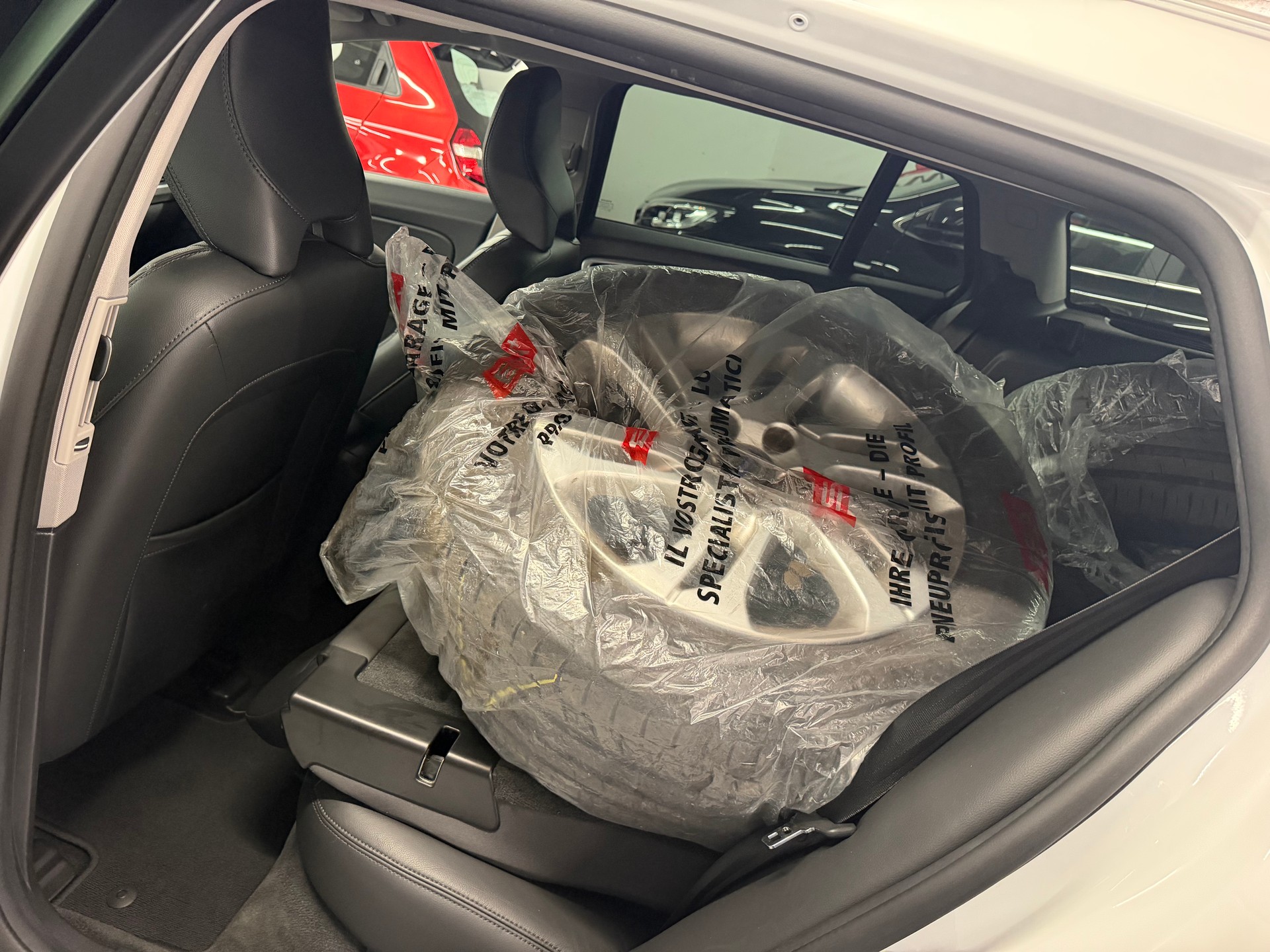 VOLVO V60 Cross Country D4 AWD Summum Geartronic-image-9