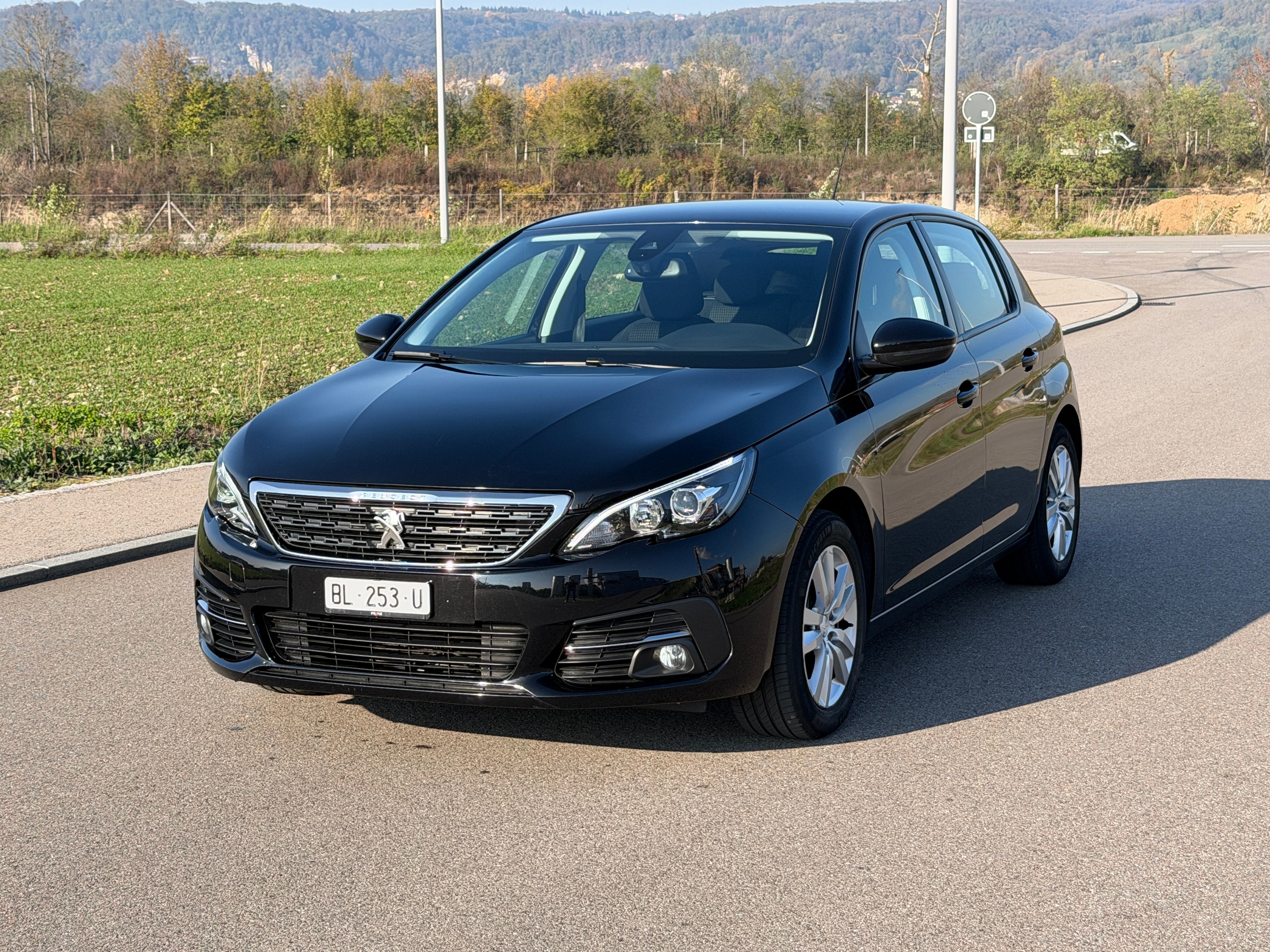 Car photo