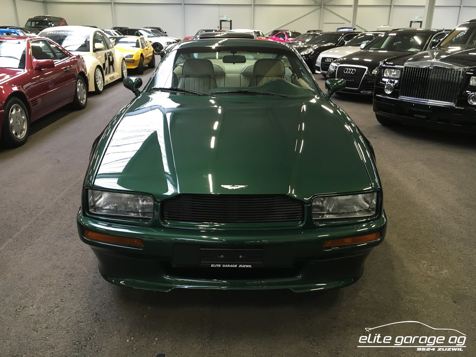 ASTON MARTIN Virage-image-1