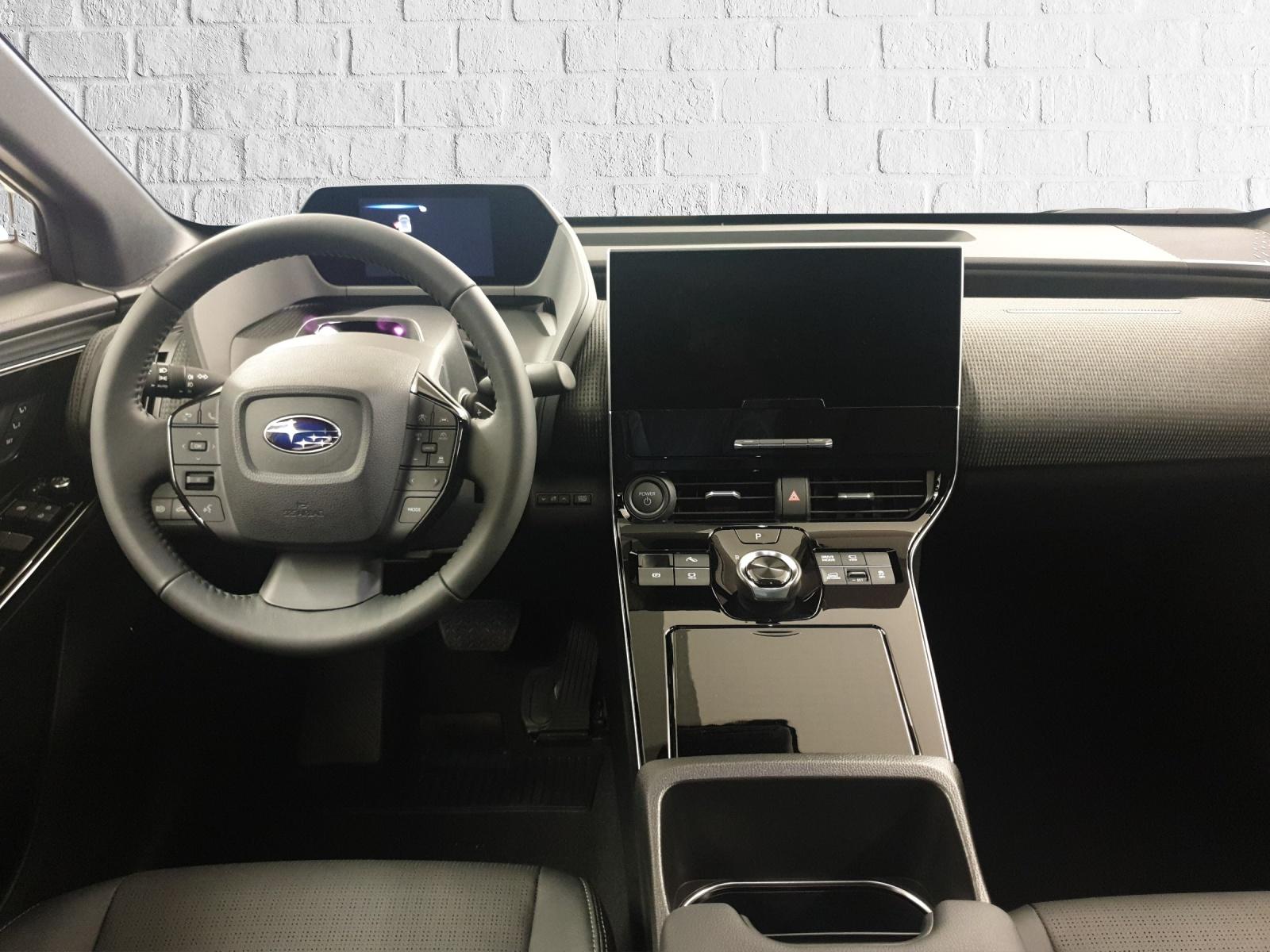 SUBARU Solterra eV Luxury AWD-image-8