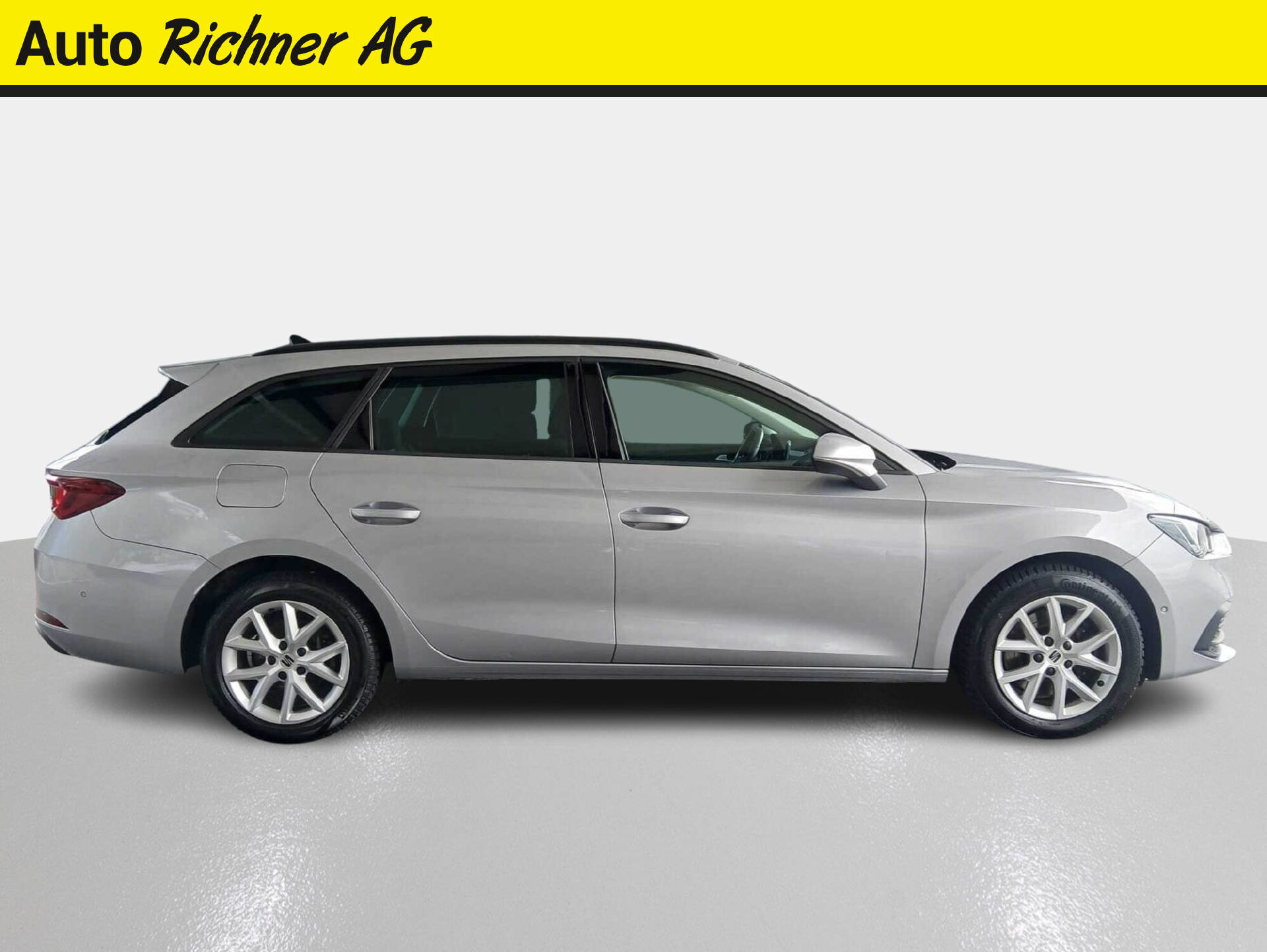 SEAT Leon ST 2.0 TDI Style 4Drive DSG-image-2