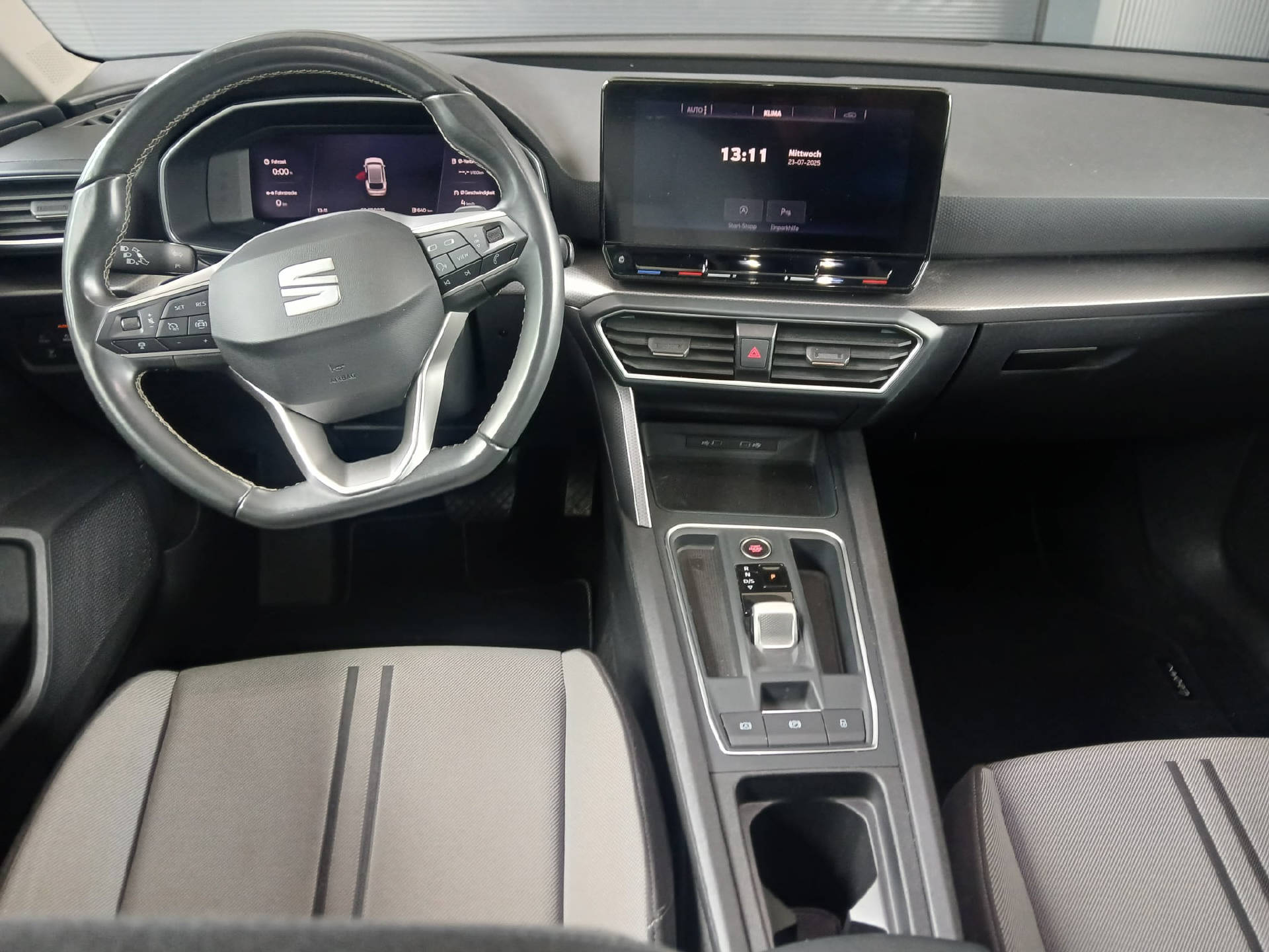 SEAT Leon ST 2.0 TDI Style 4Drive DSG-image-6