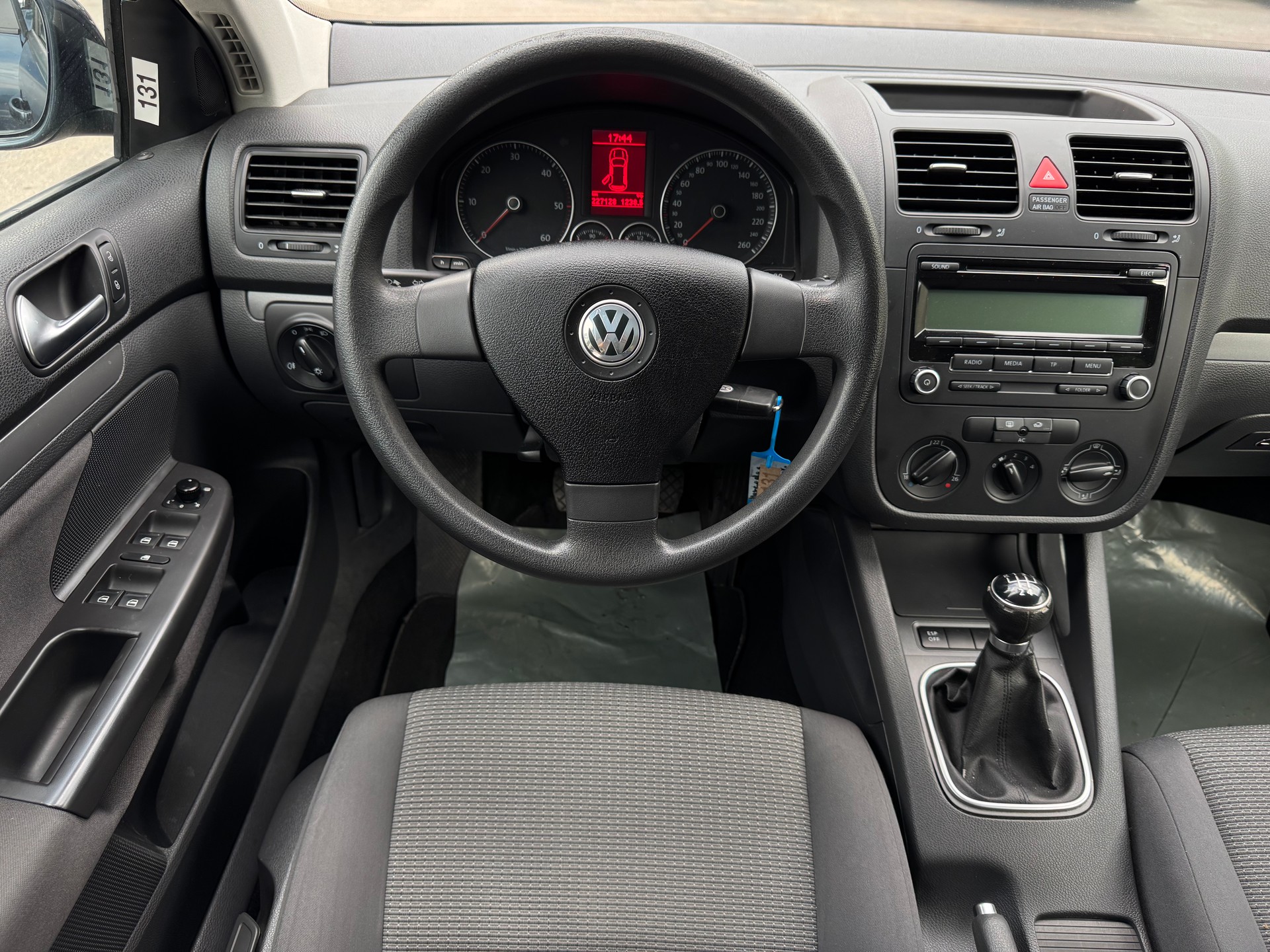 VW Golf Variant 1.9 TDI BlueMotion Trendline-image-12