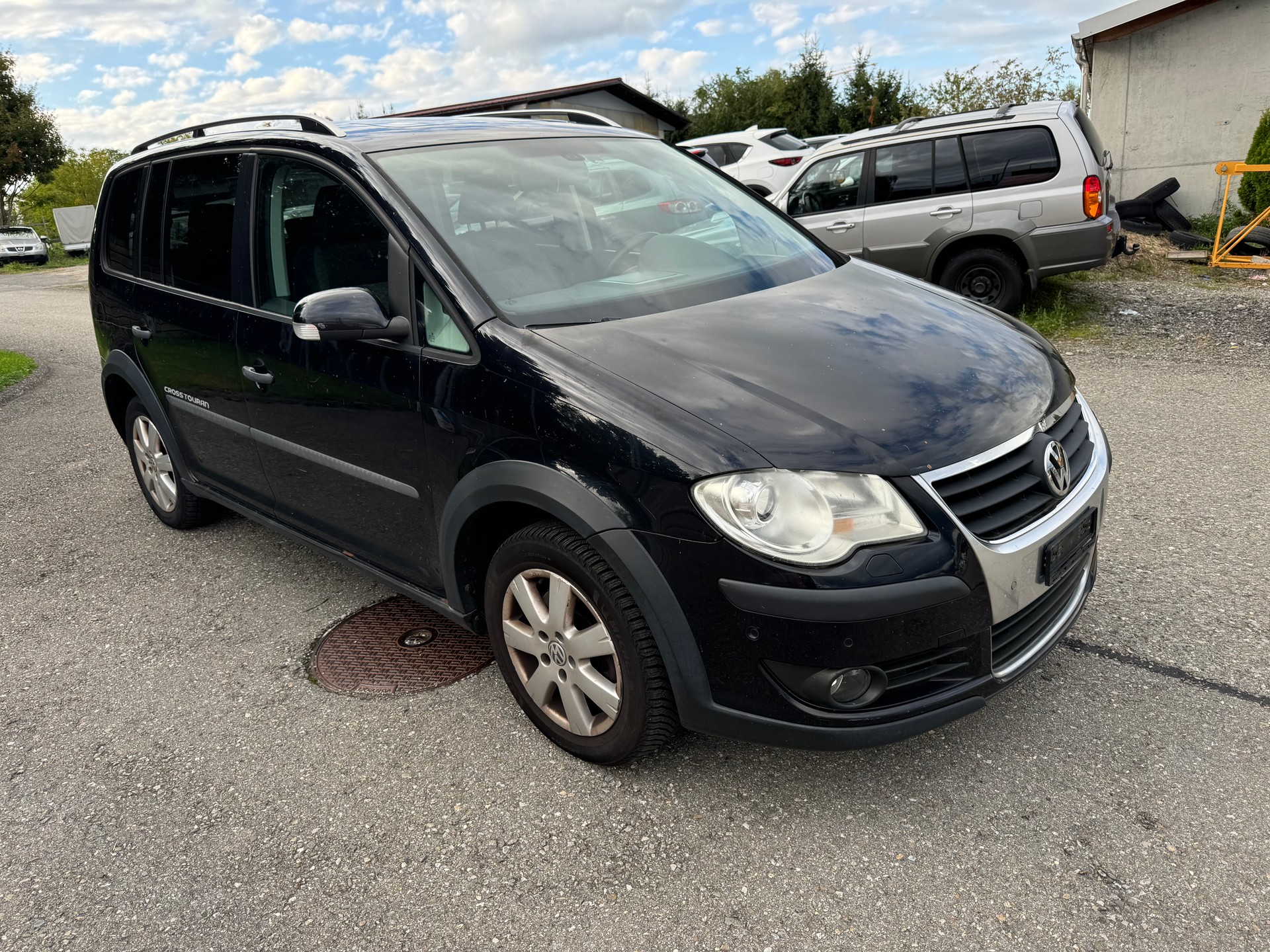 VW CrossTouran 1.4 TSI DSG-image-2