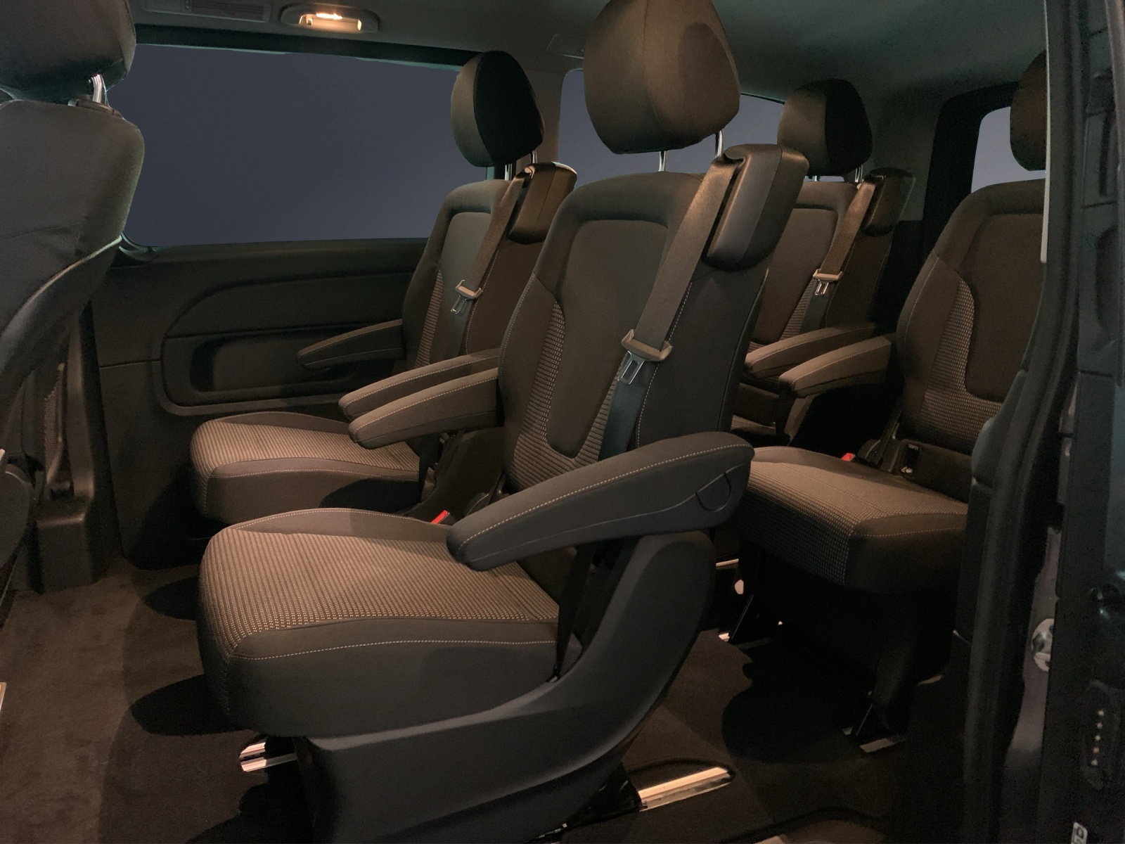 Image MERCEDES-BENZ V-250 V 250 d lang 4Matic 9G-Tronic
