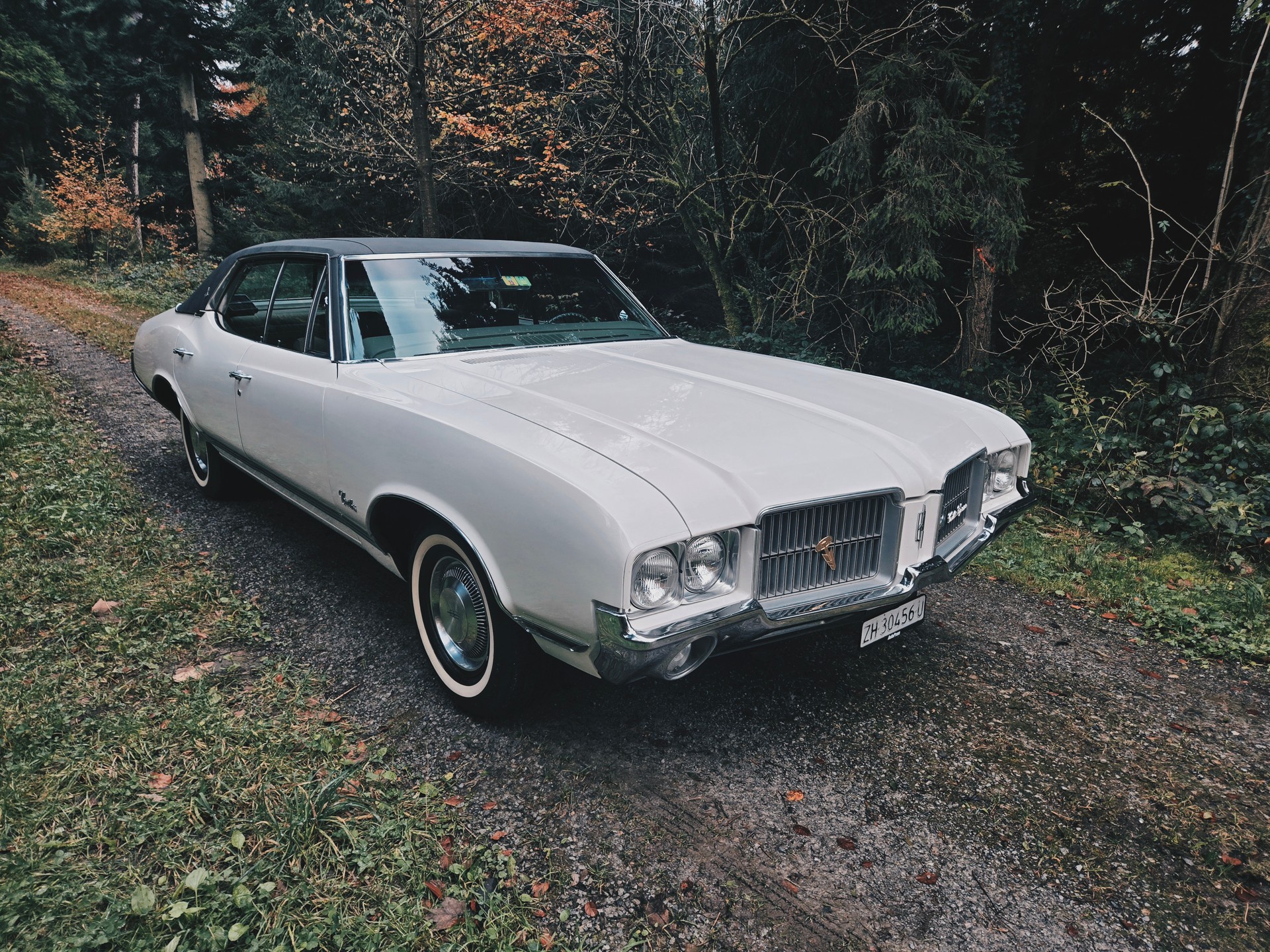 OLDSMOBILE Supreme