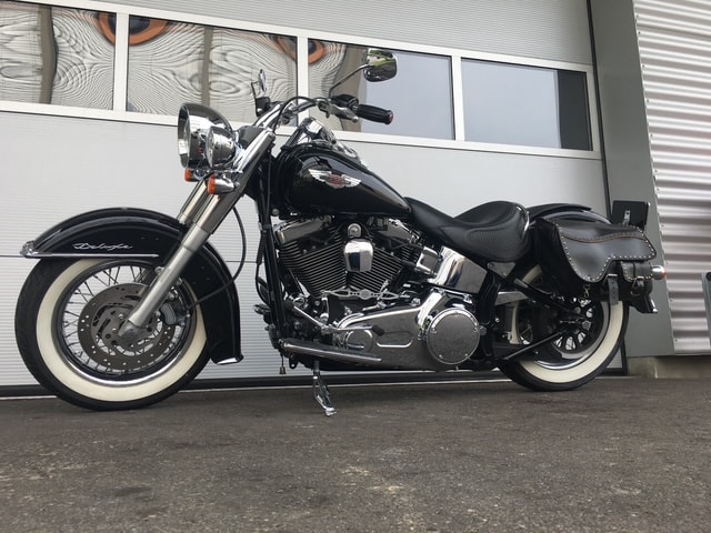 HARLEY-DAVIDSON FLSTNI Softail Deluxe-image-1
