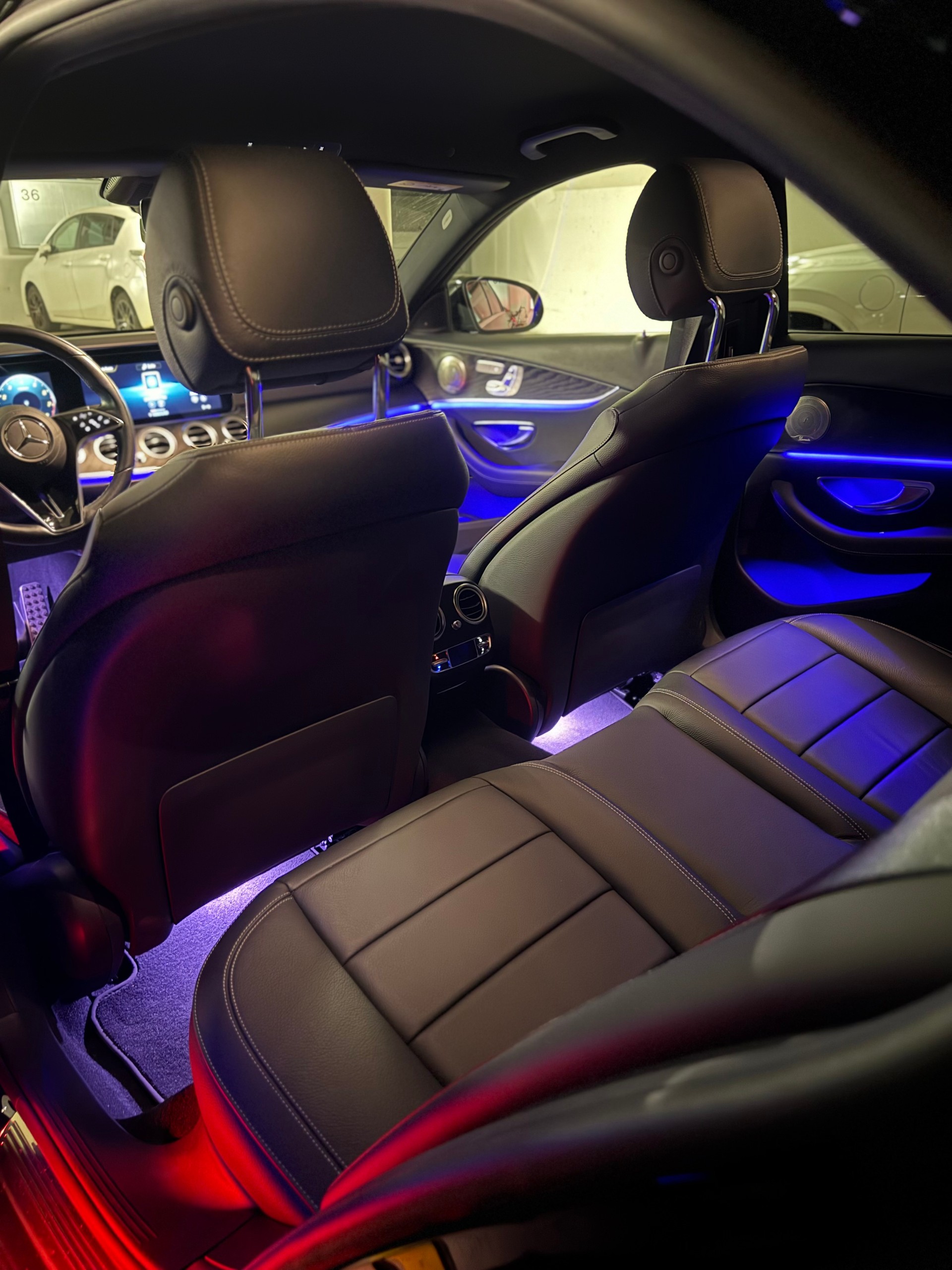 MERCEDES-BENZ E 200 4Matic AMG Line 9G-Tronic-image-6