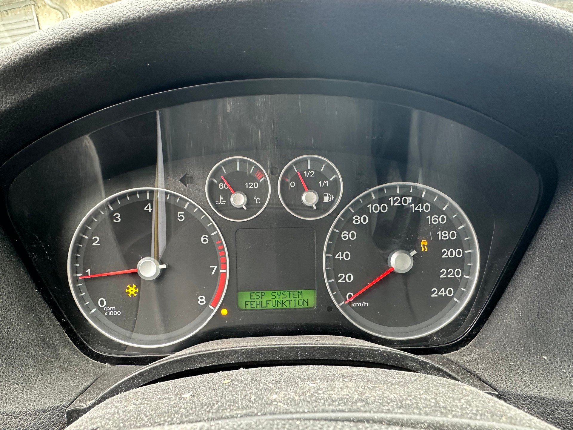 FORD Focus 1.6i VCT Carving FIXPREIS-image-10