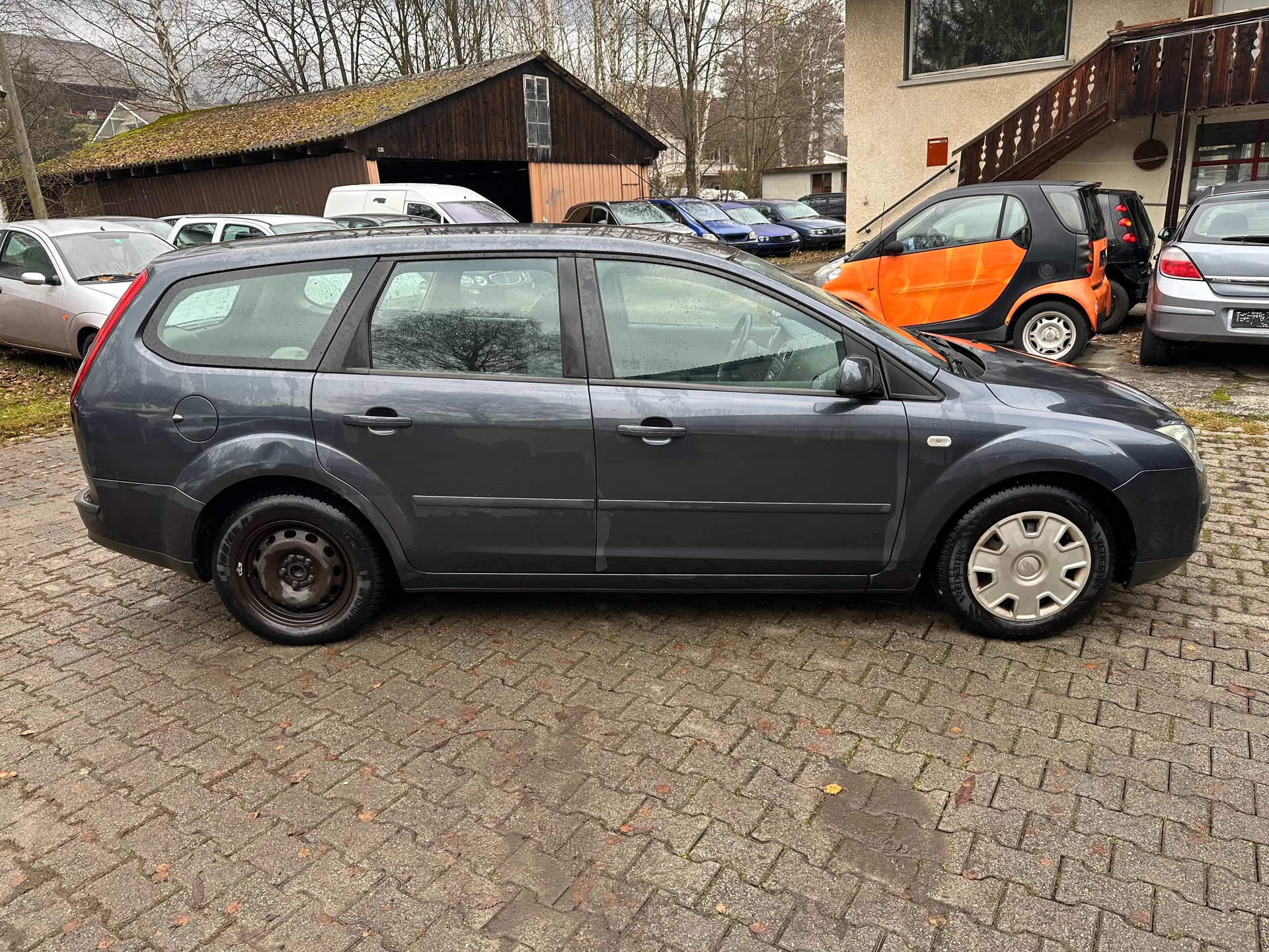 FORD Focus 1.6i VCT Carving FIXPREIS-image-3