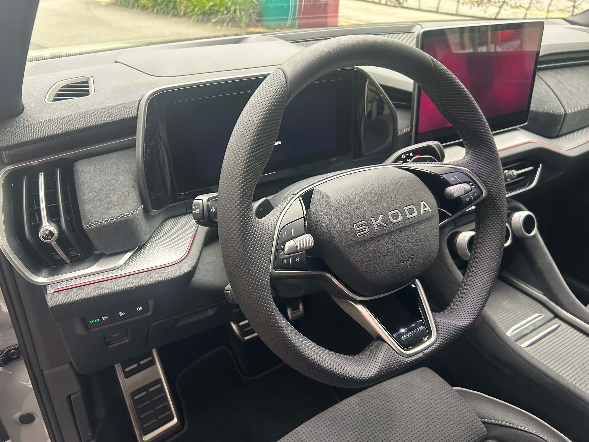 SKODA Kodiaq 2.0 TSI Sportline 4x4-image-6