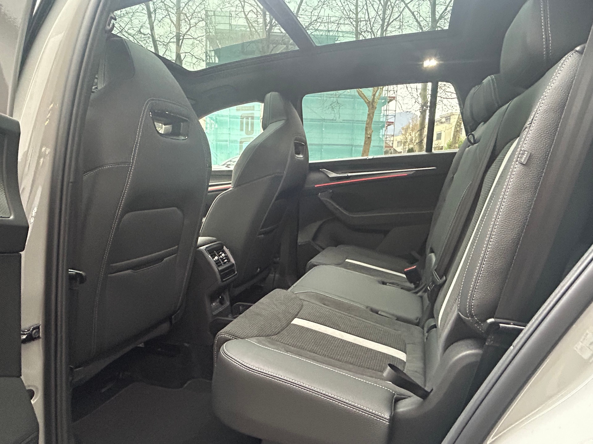 SKODA Kodiaq 2.0 TSI Sportline 4x4-image-10