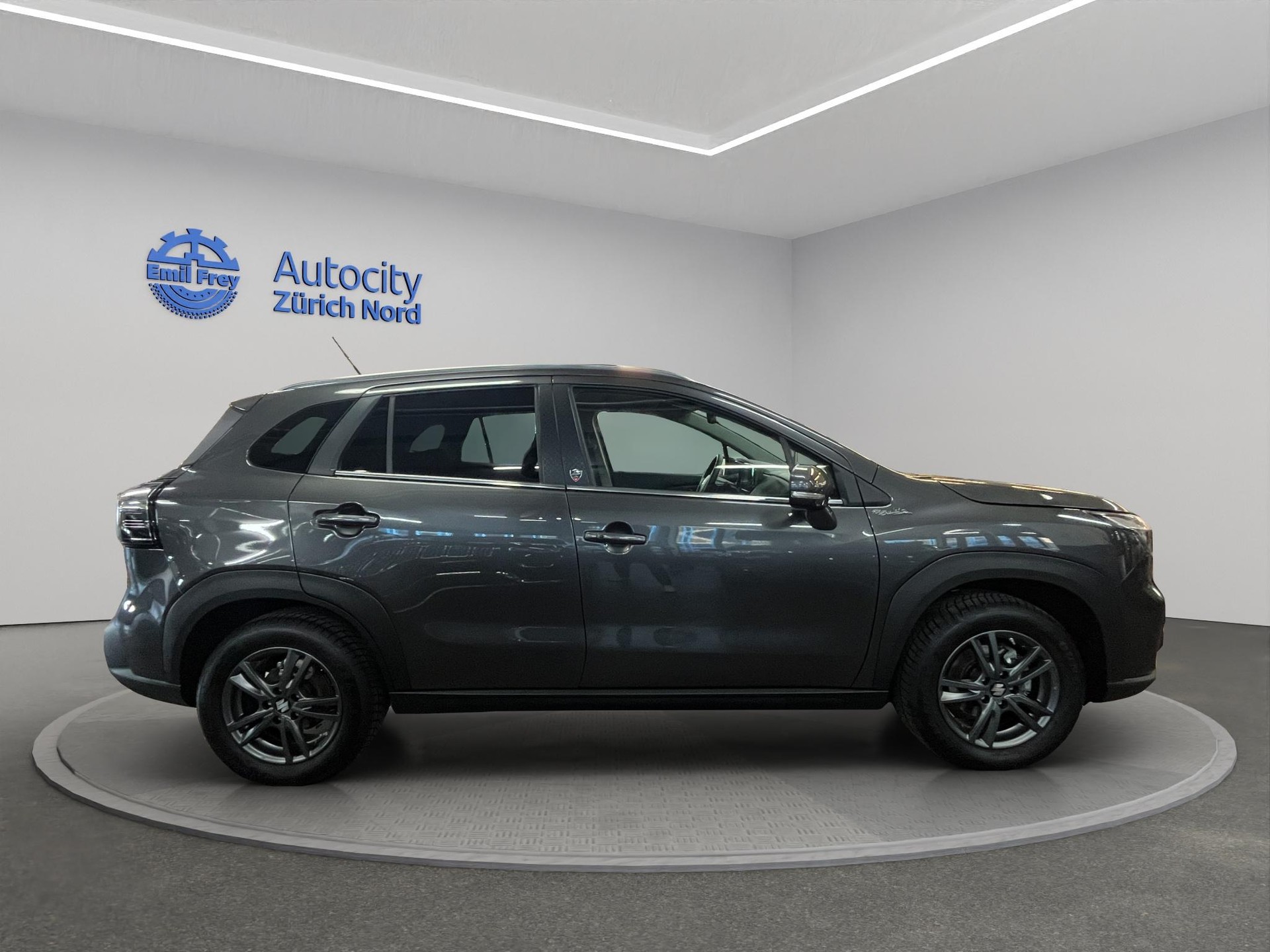 SUZUKI S-Cross 1.5 Compact+ Hybrid 4x4-image-4