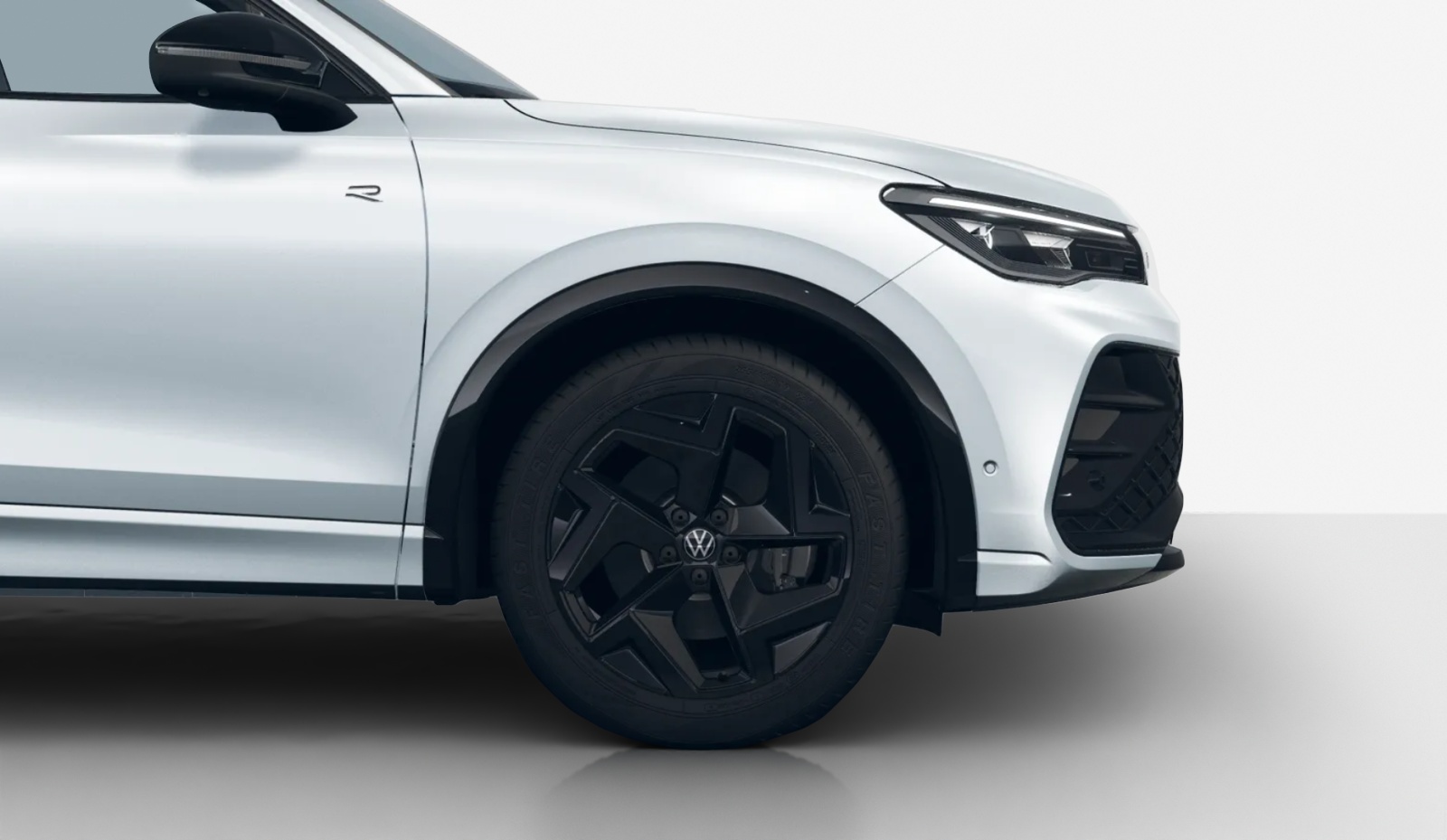 VW Tiguan 2.0 TSI DSG R-Line 4Motion-image-3